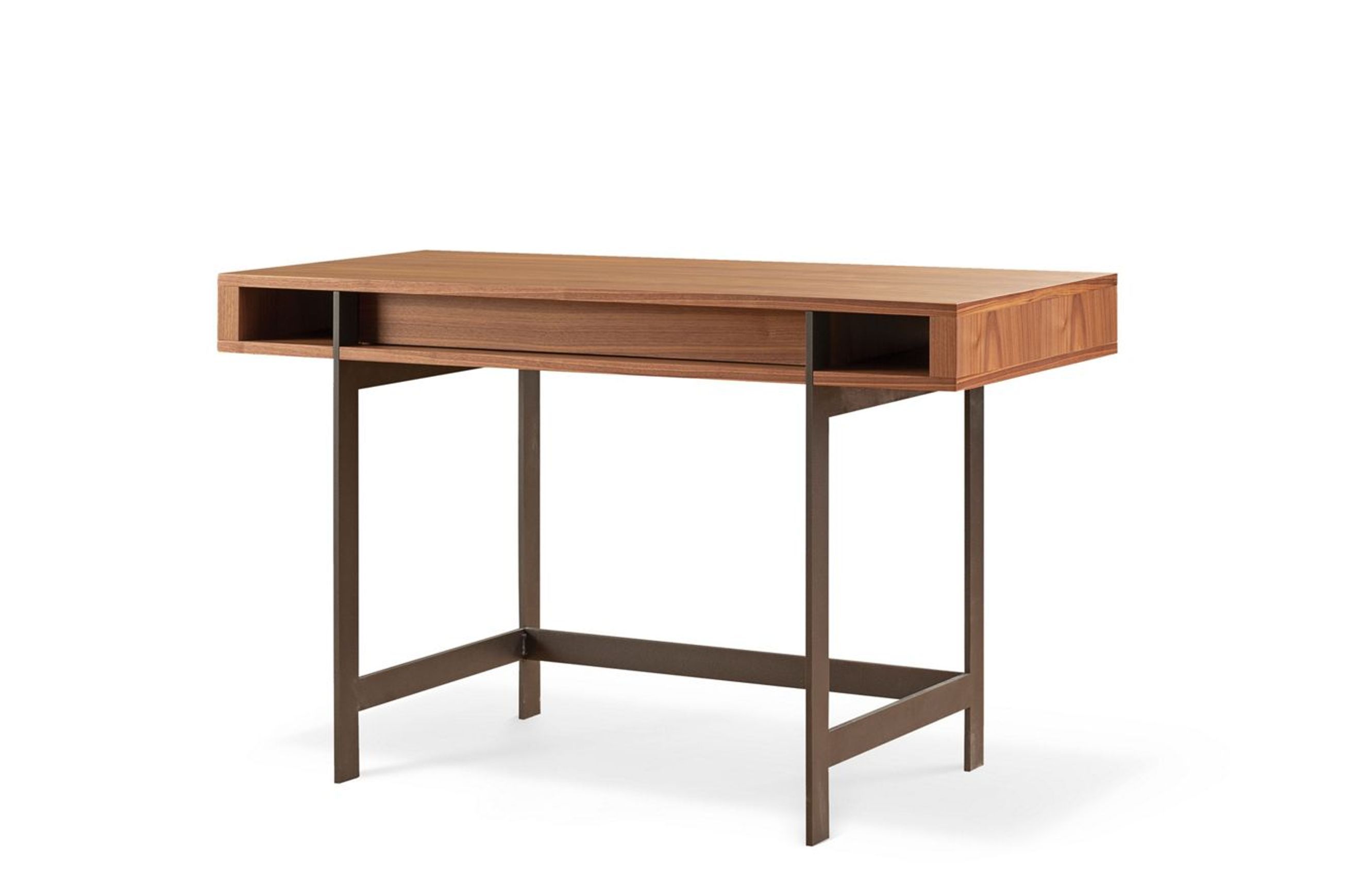 Pressbook Desk