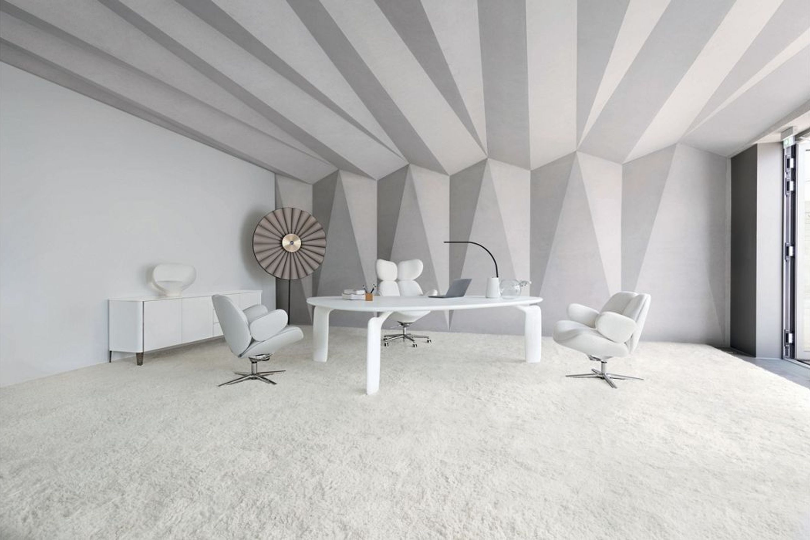 Pulp Triangular Dining Table / Desk