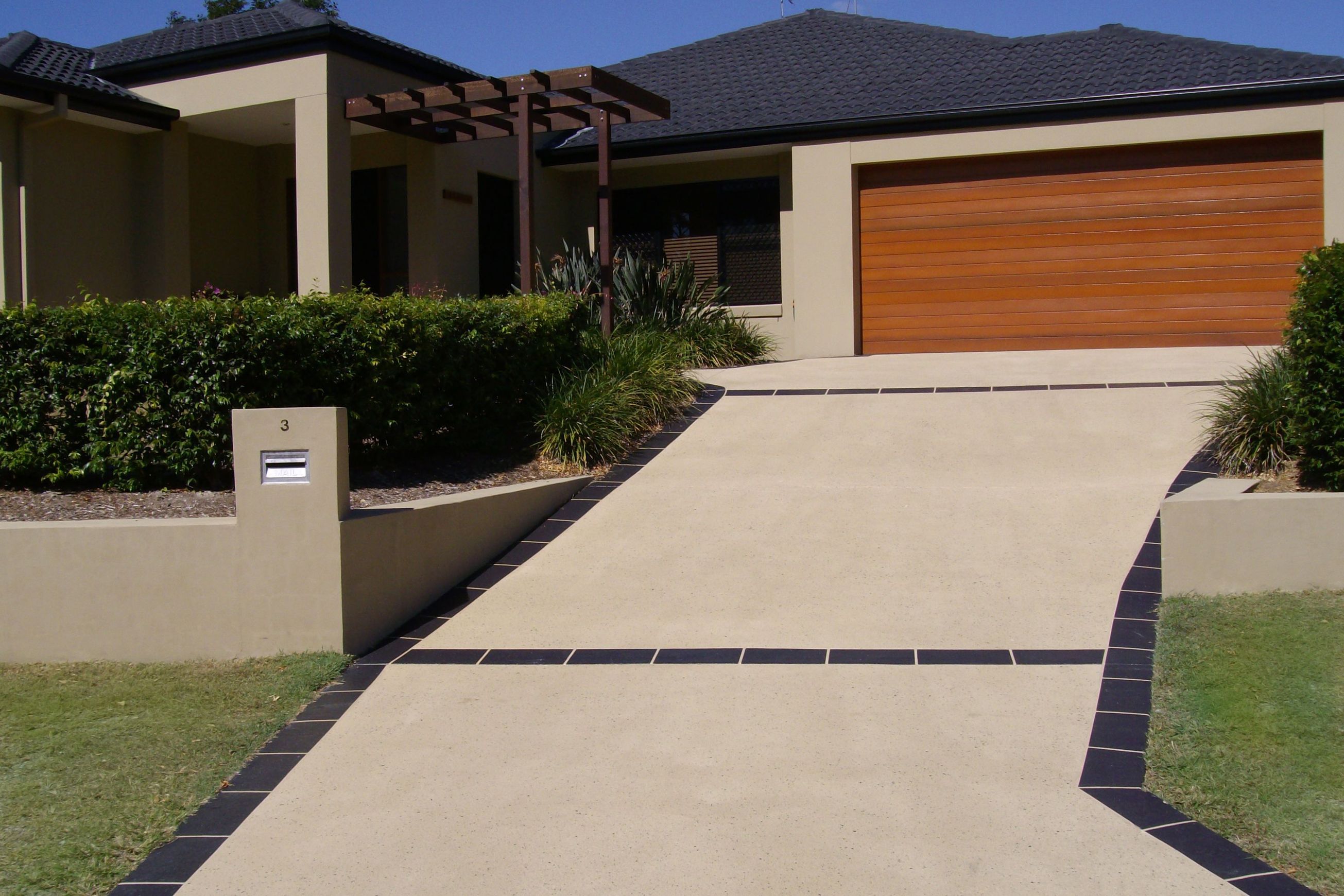 Dulux Avista Resurfacing Base Compound