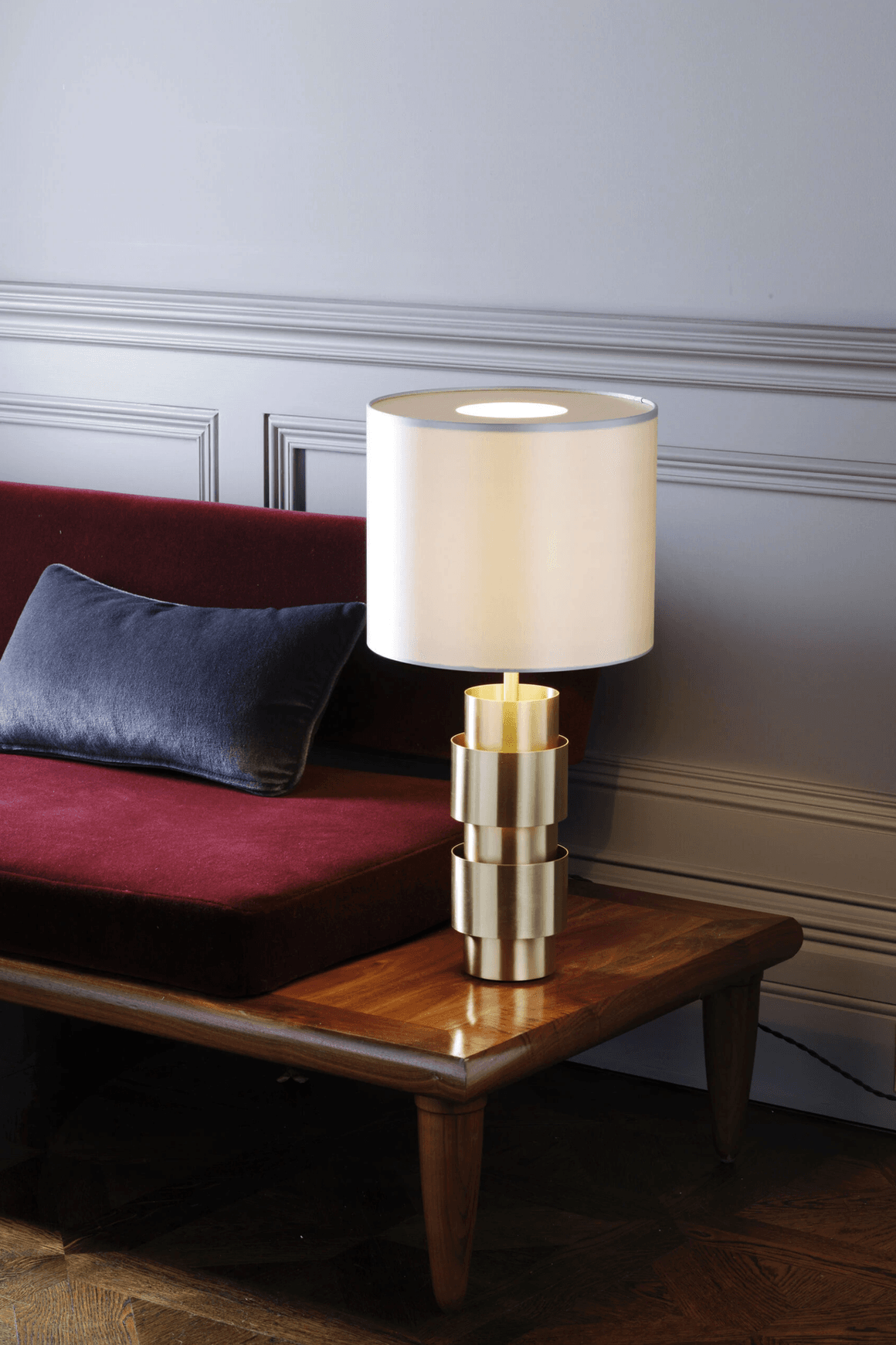 Ring Table Lamp