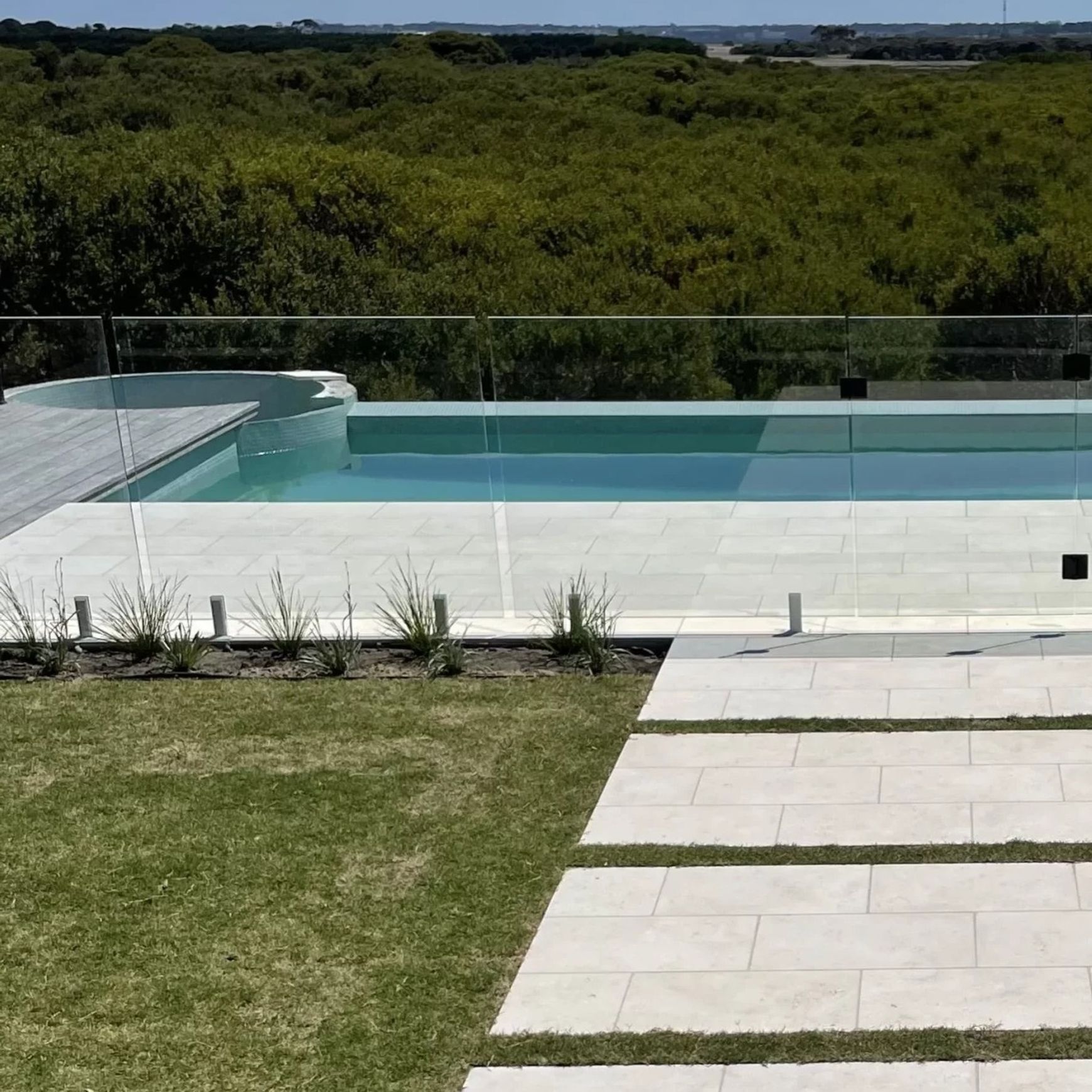 Savana Light Sandblasted Limestone Tiles