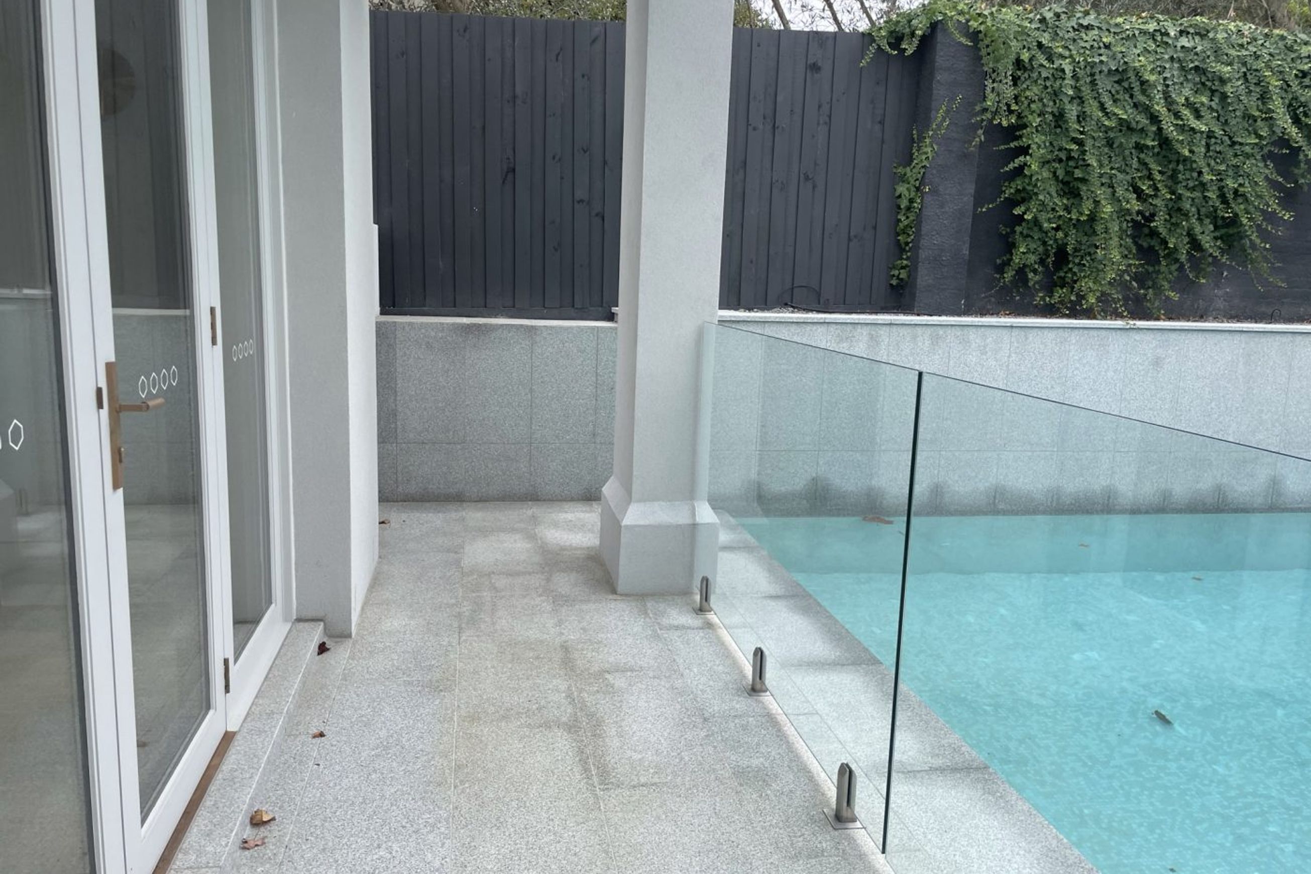 Silver Grey Granite Tiles