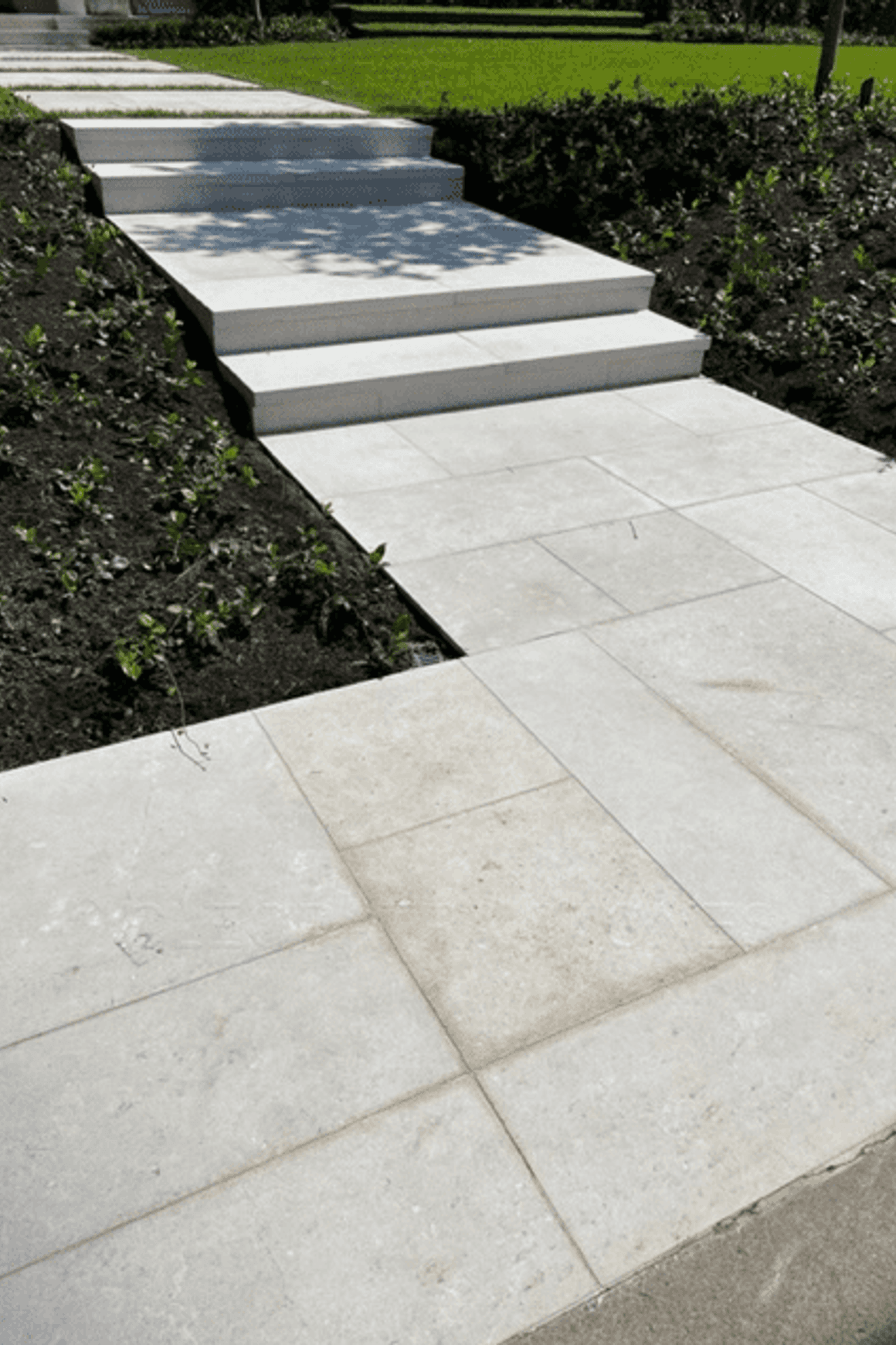 Sinai Pearl Sandblasted Limestone Pool Coping