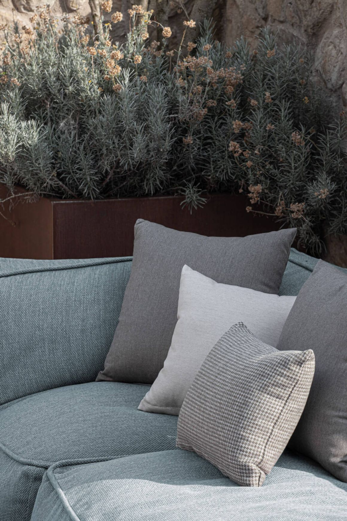 Soft Outdoor Sofa Set by Atmosphera