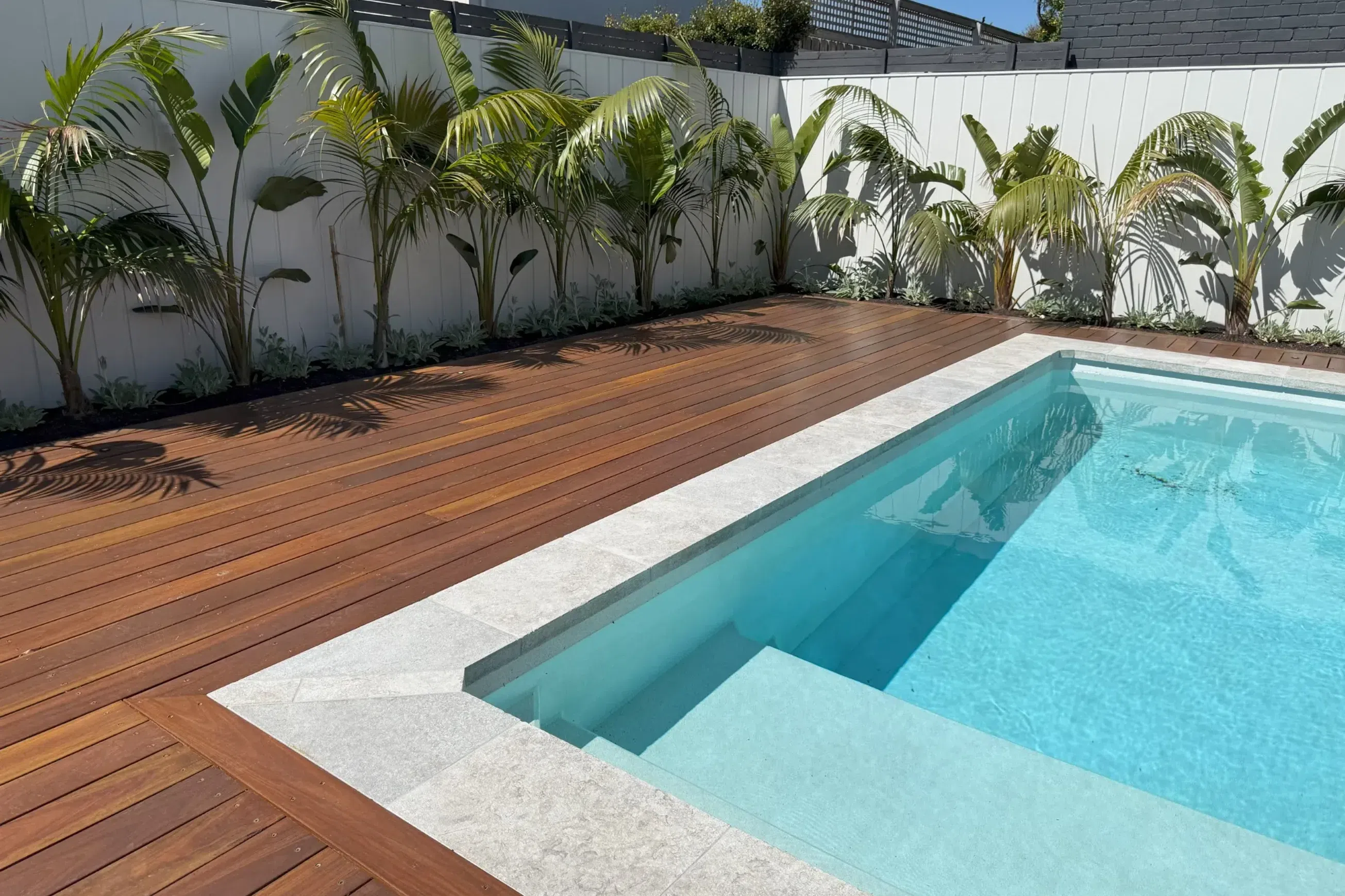 Stafford Limestone Pool Coping