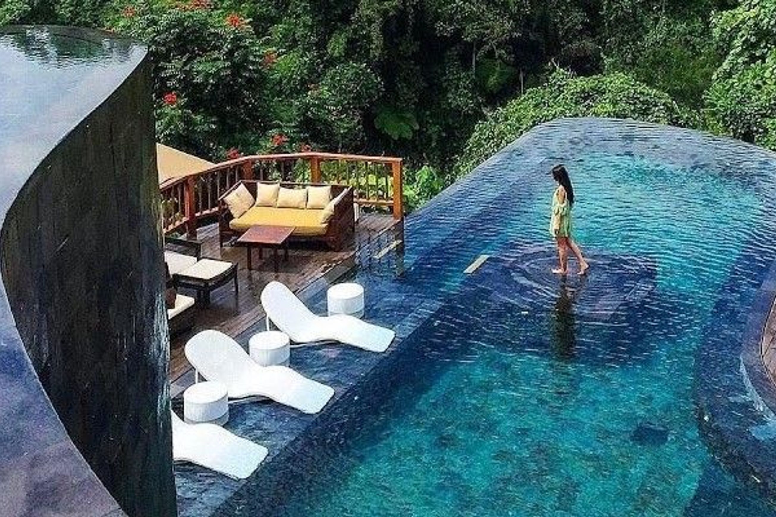 Green Sukabumi Bali Stone Pool Mosaics