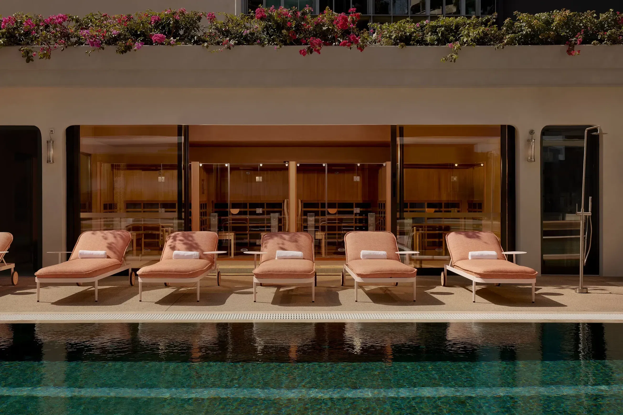 Green Sukabumi Bali Stone Pool Mosaics