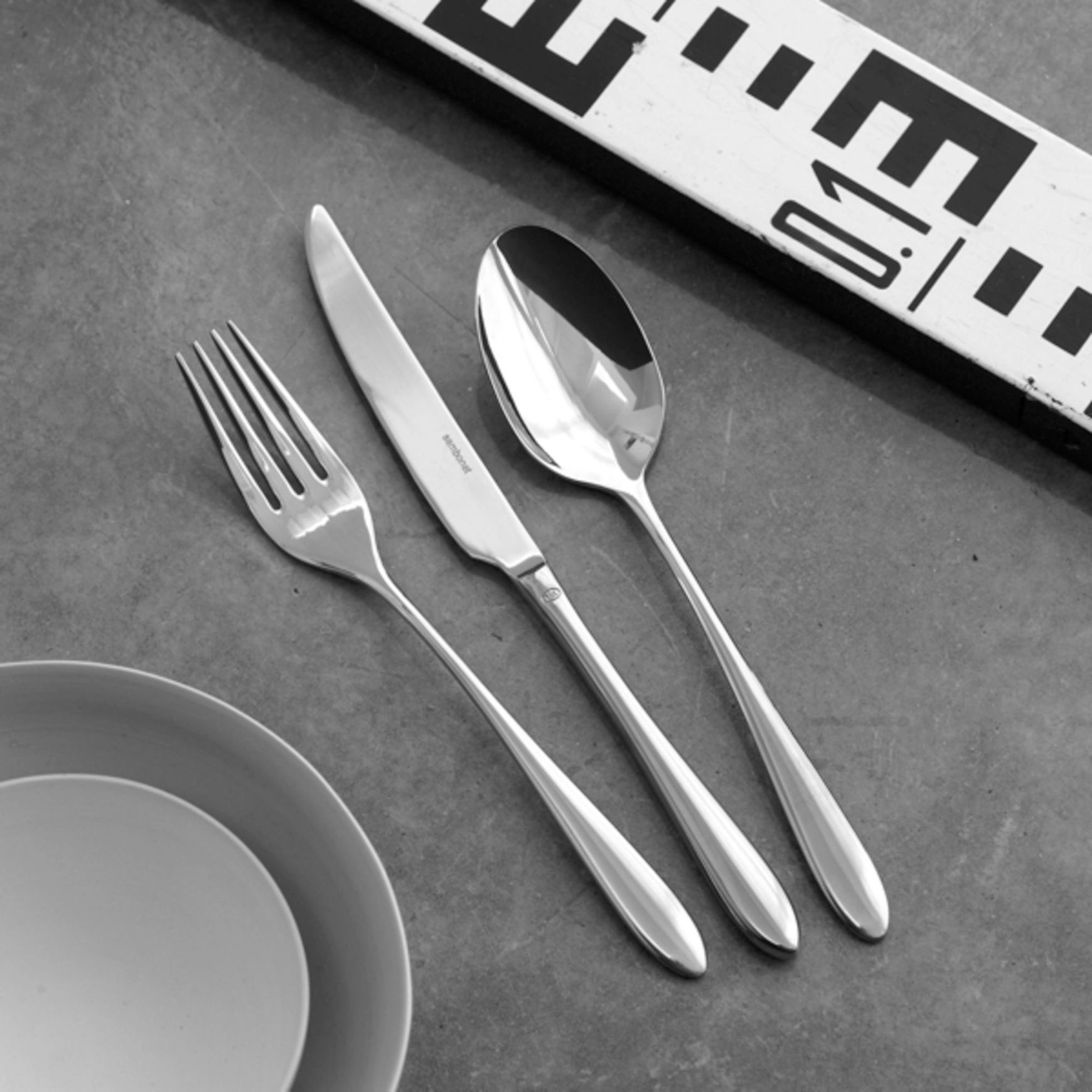 Dream 24 Piece Cutlery Set