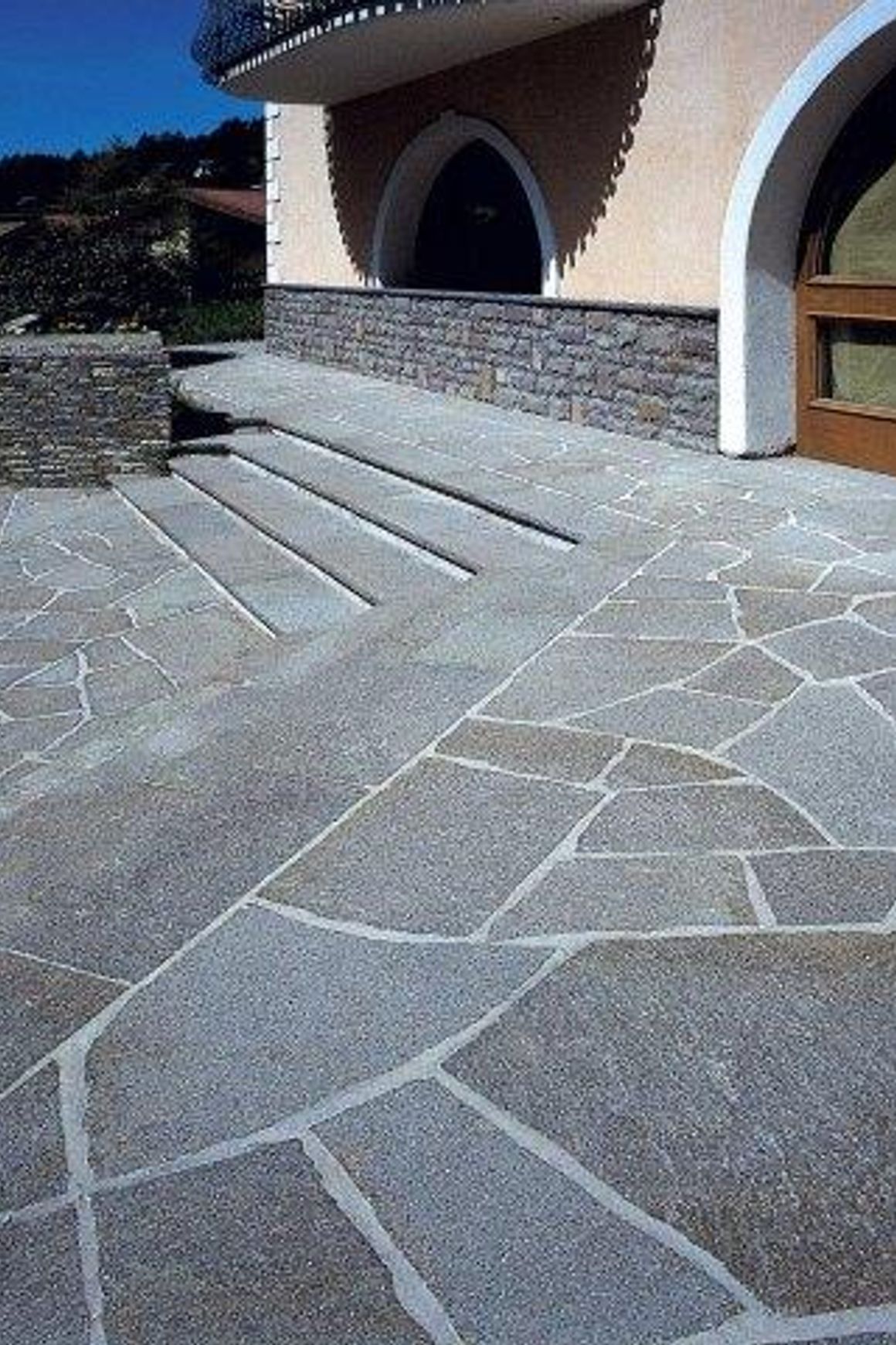 Italian Porphyry Crazy Paving
