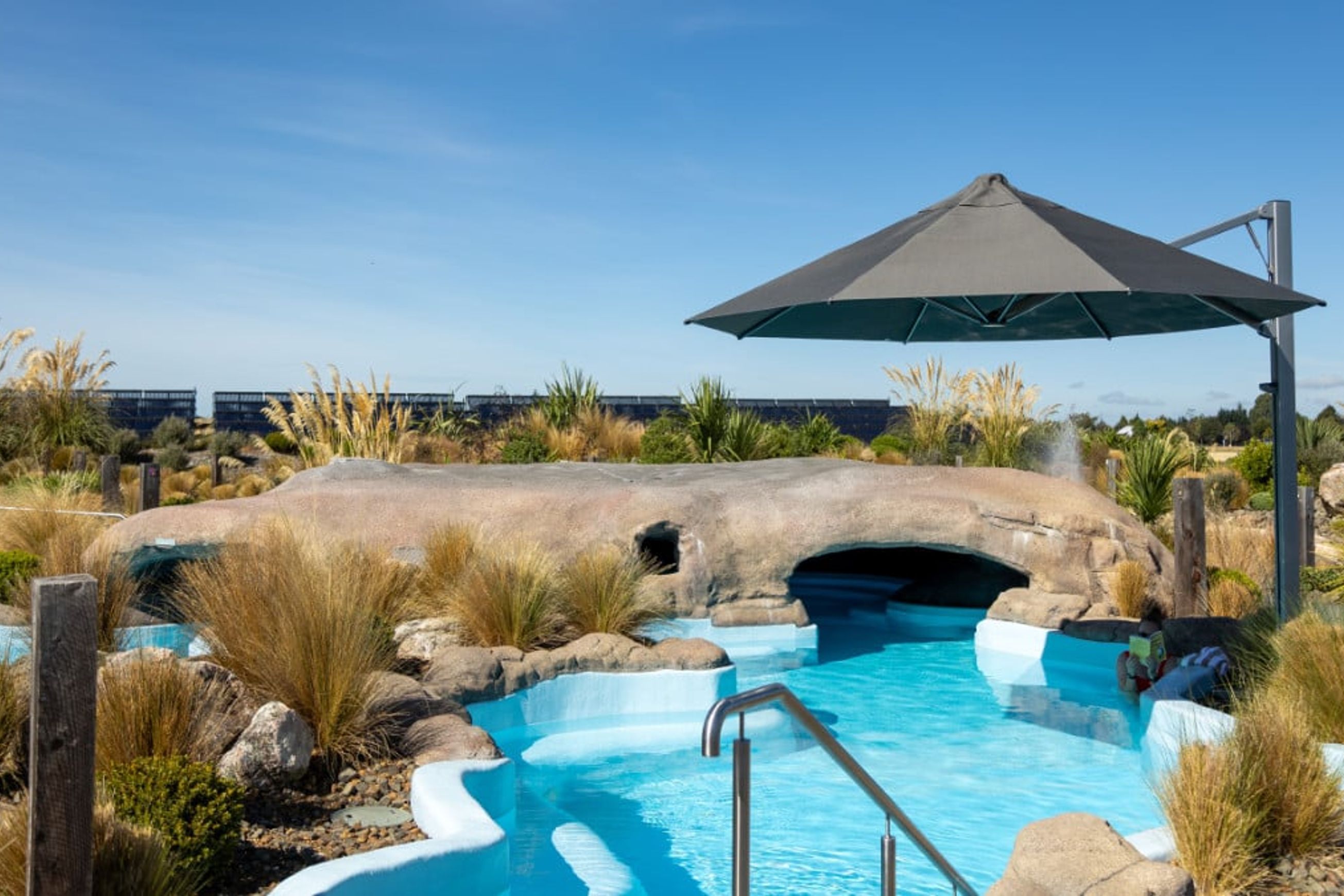 Shadowspec Serenity Rotating Cantilever Umbrella