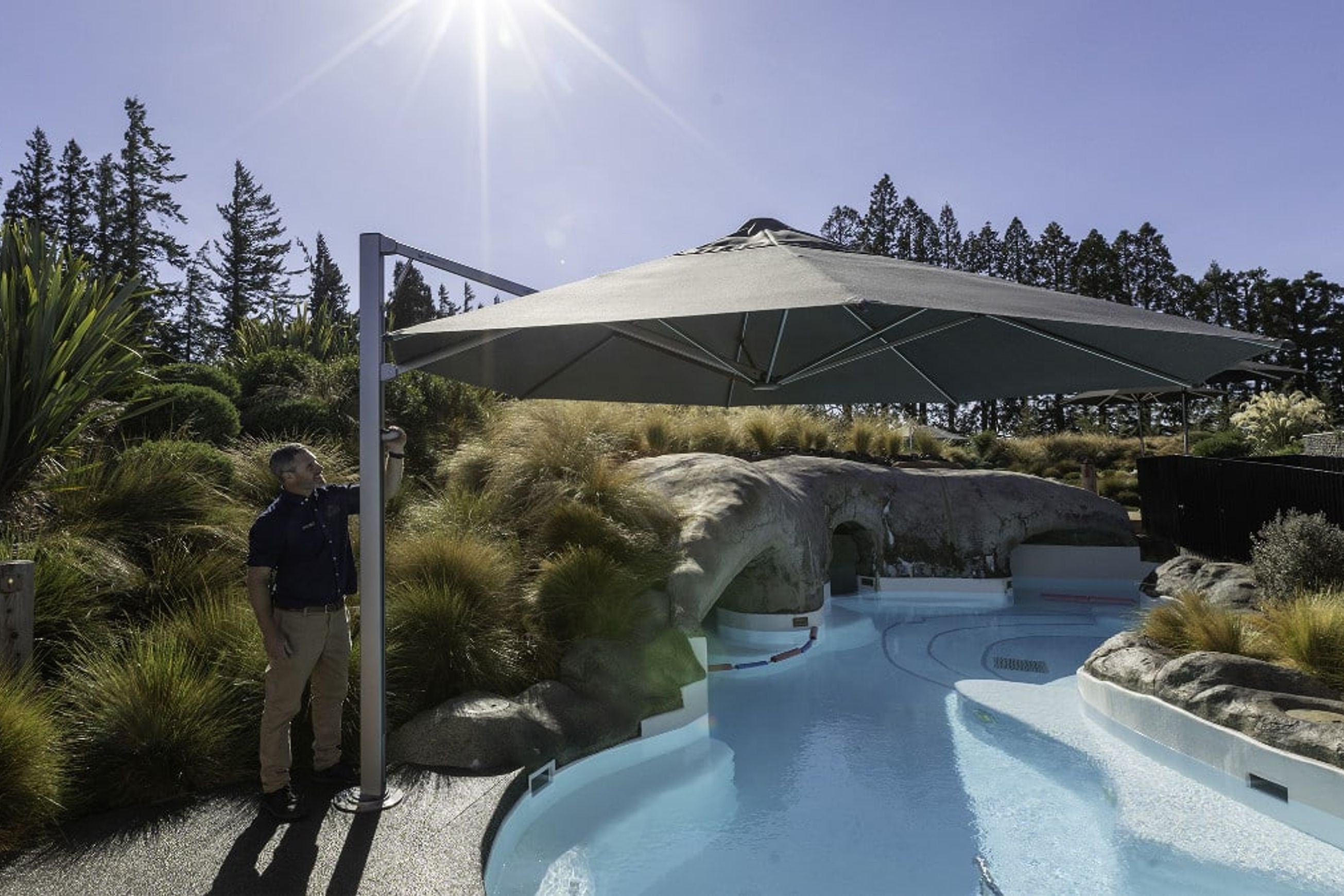 Shadowspec Serenity Rotating Cantilever Umbrella