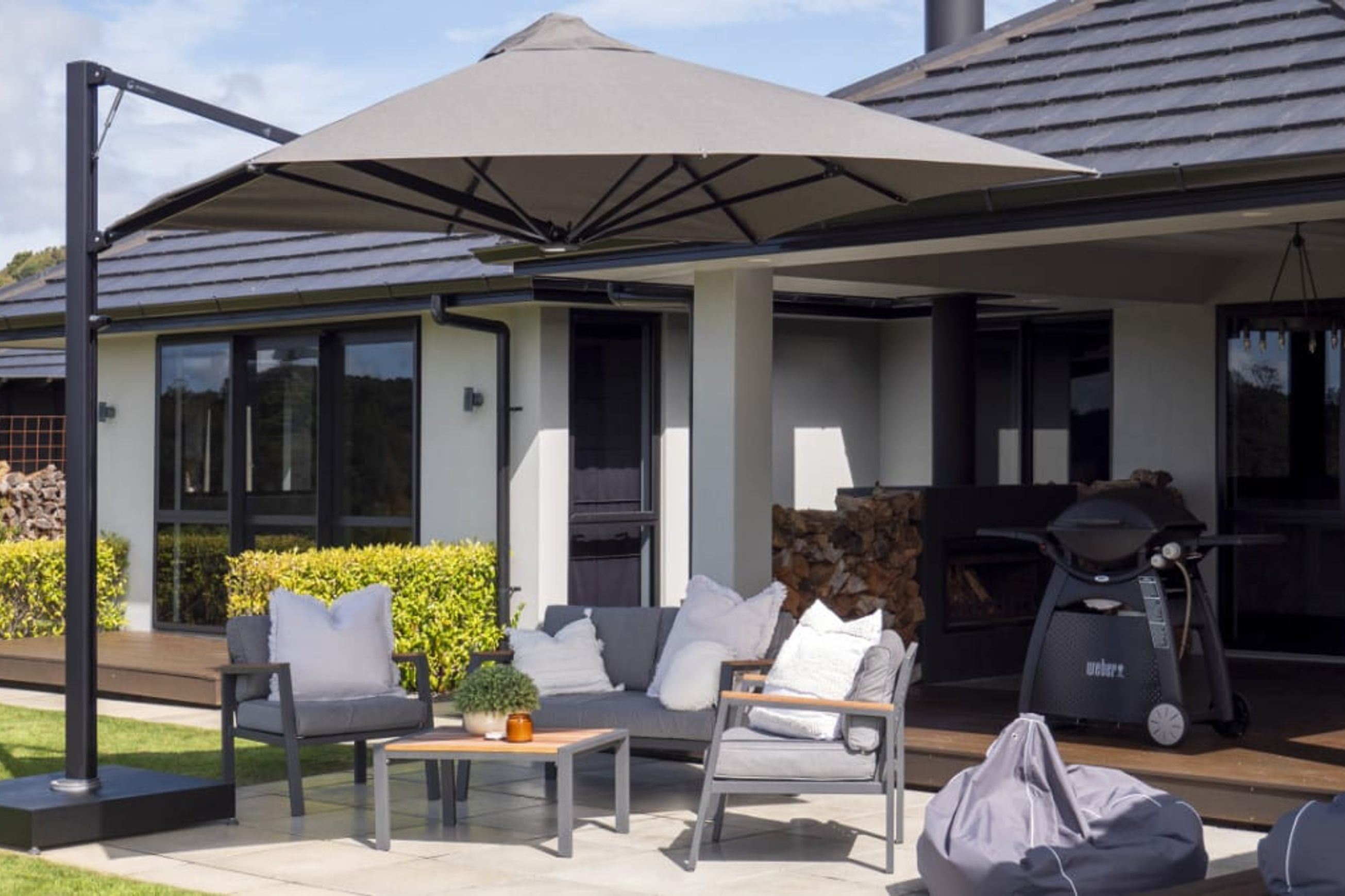 Shadowspec Serenity Rotating Cantilever Umbrella
