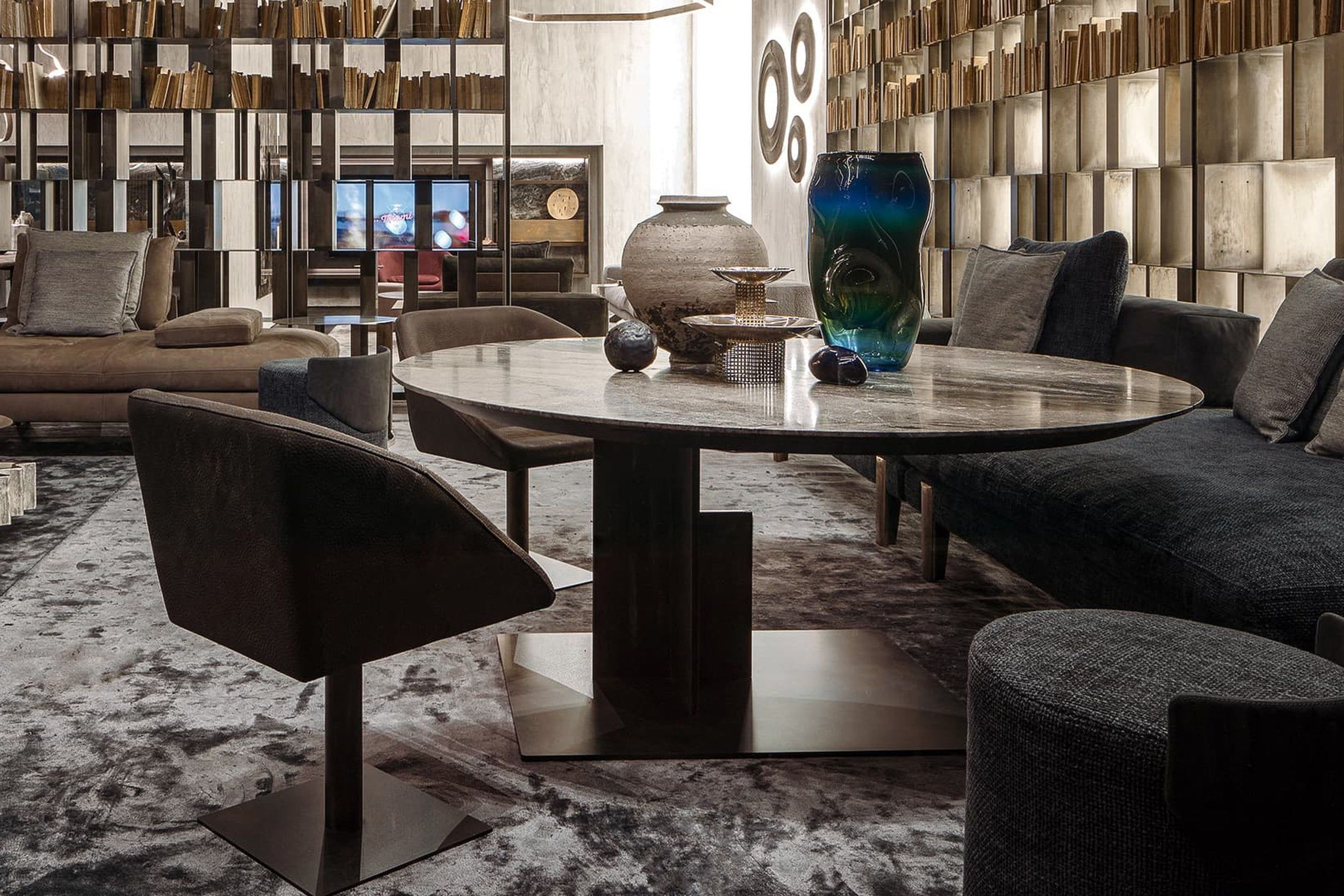Shift Lounge Table