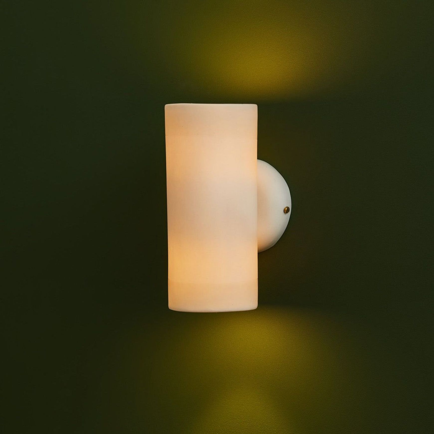 EOS Wall Light
