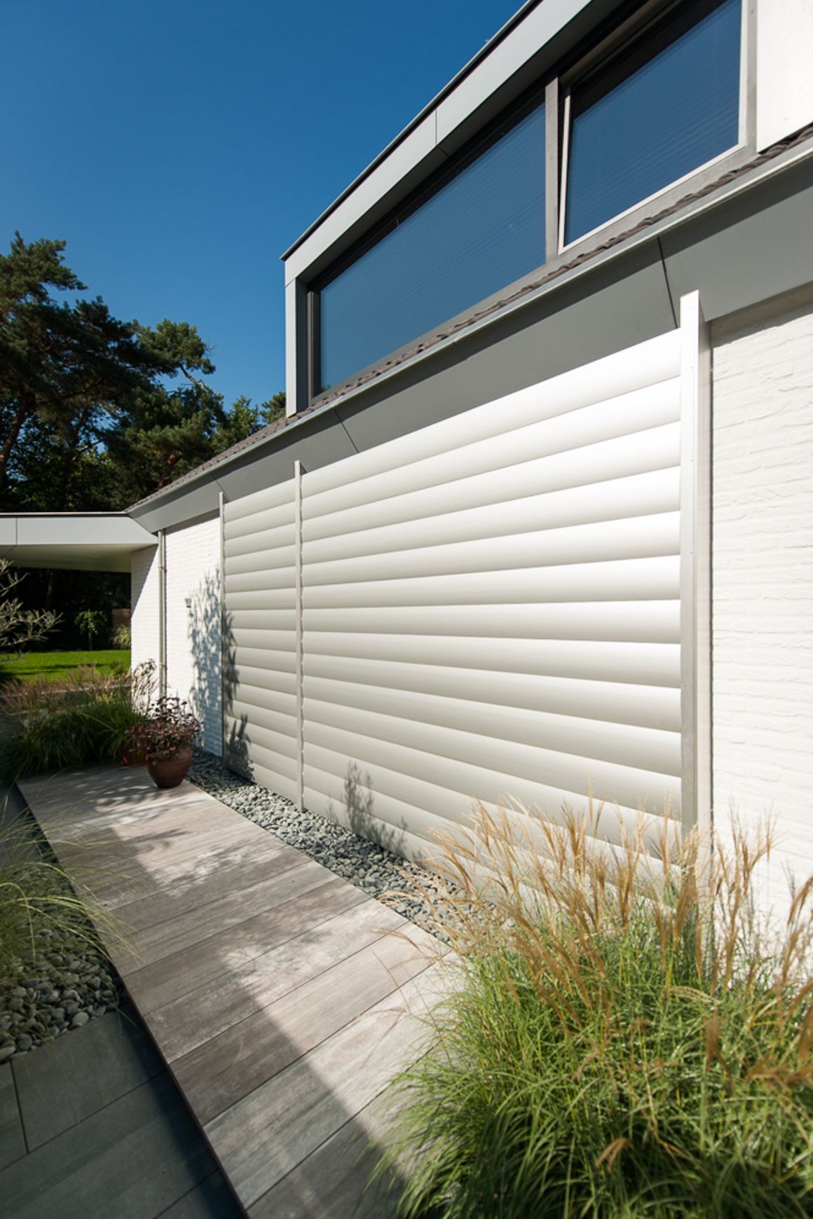 Airfoil Sun Louvres