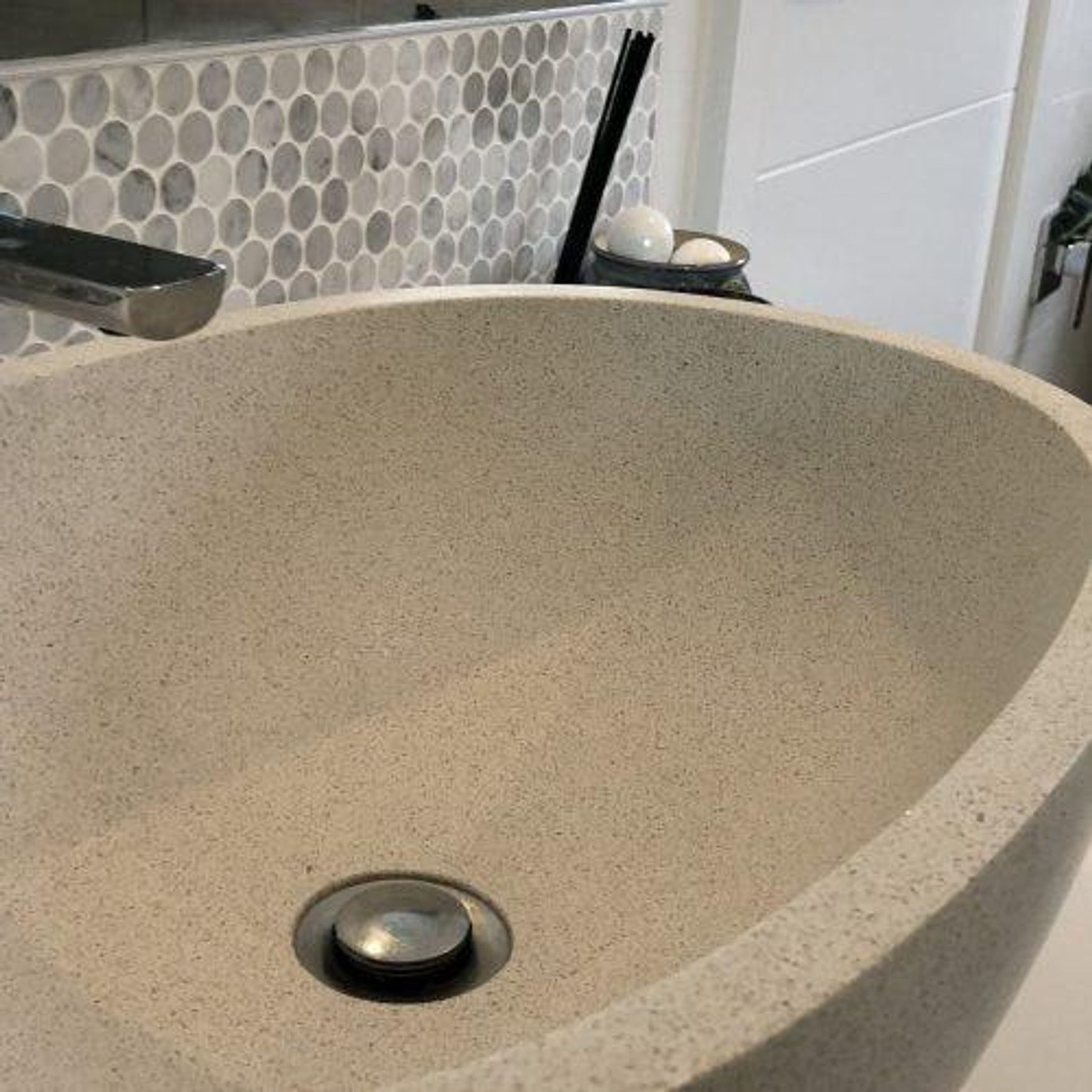 Pietra Bianca Sussana Stone Basin