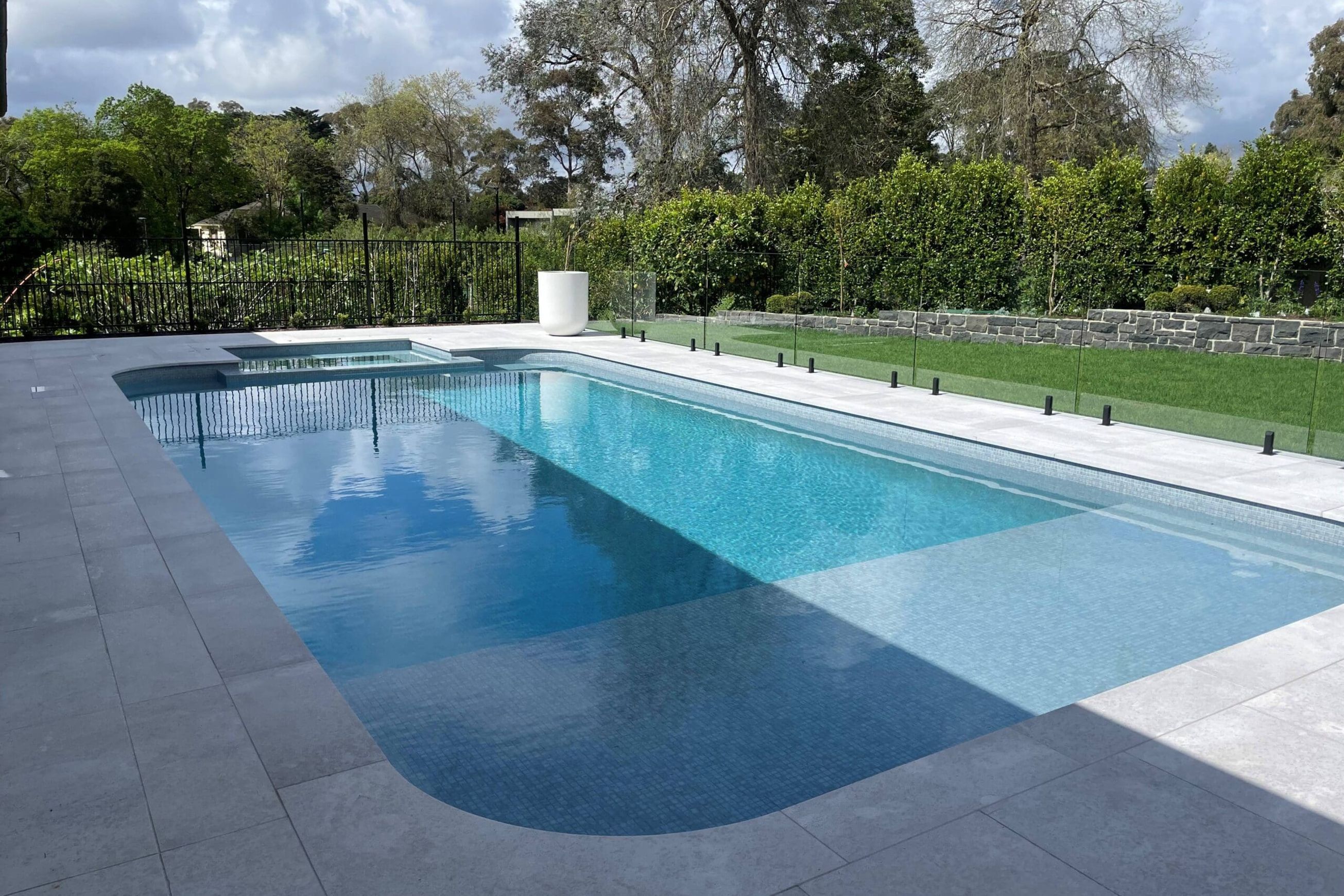 Tallin Grey Limestone Pool Coping