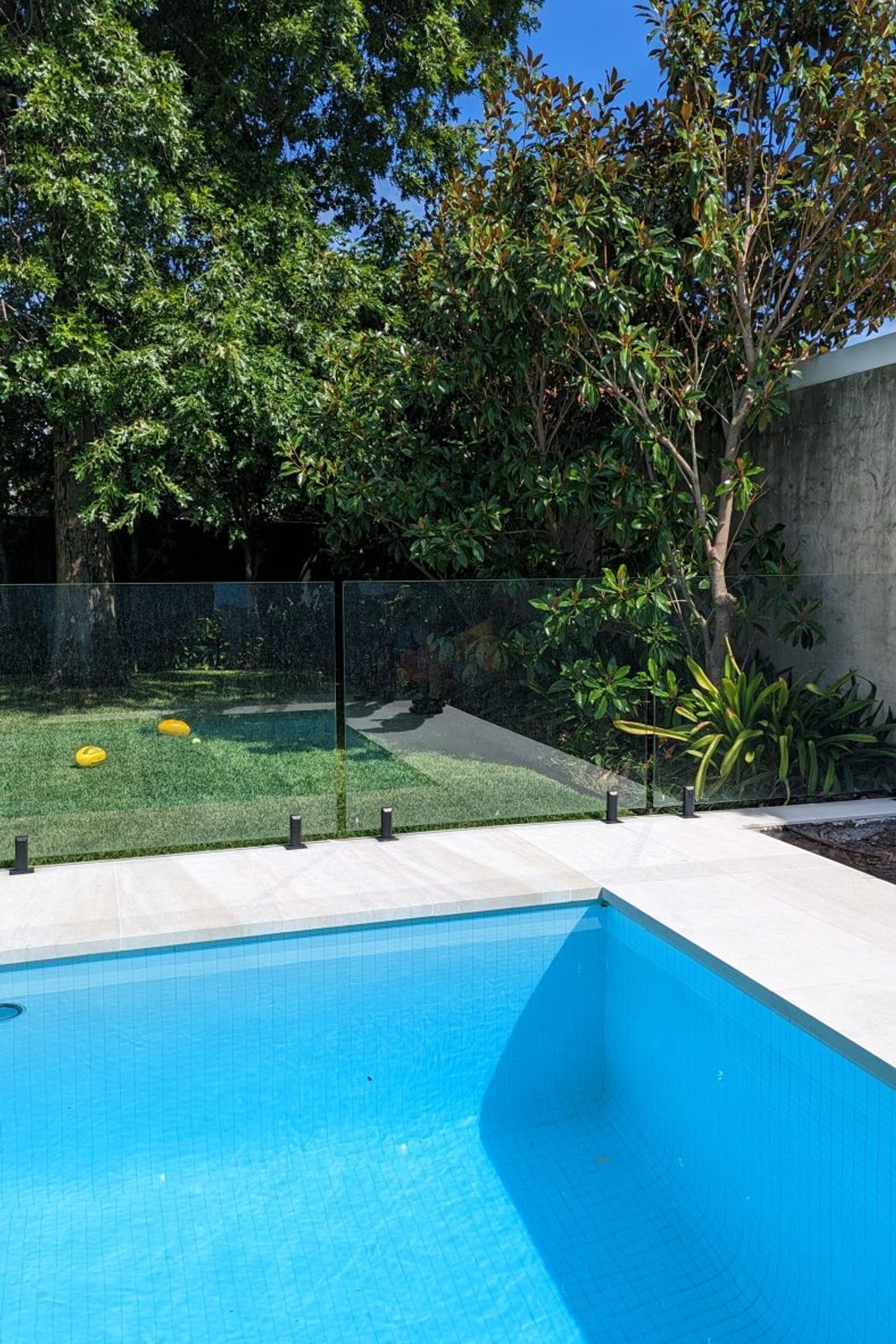 Tallin Grey Limestone Tiles
