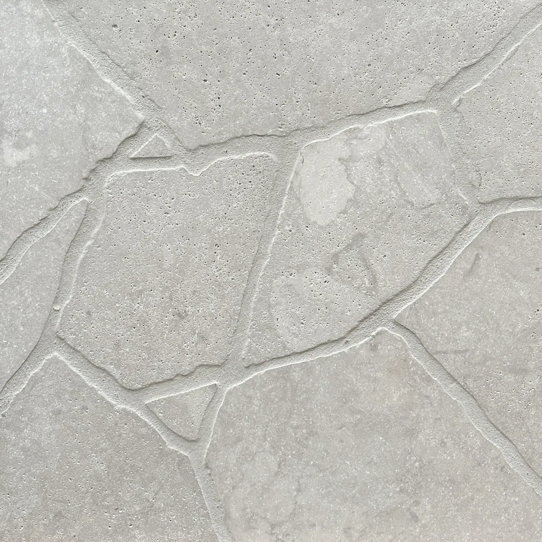 Tallin Grey Limestone Crazy Paving