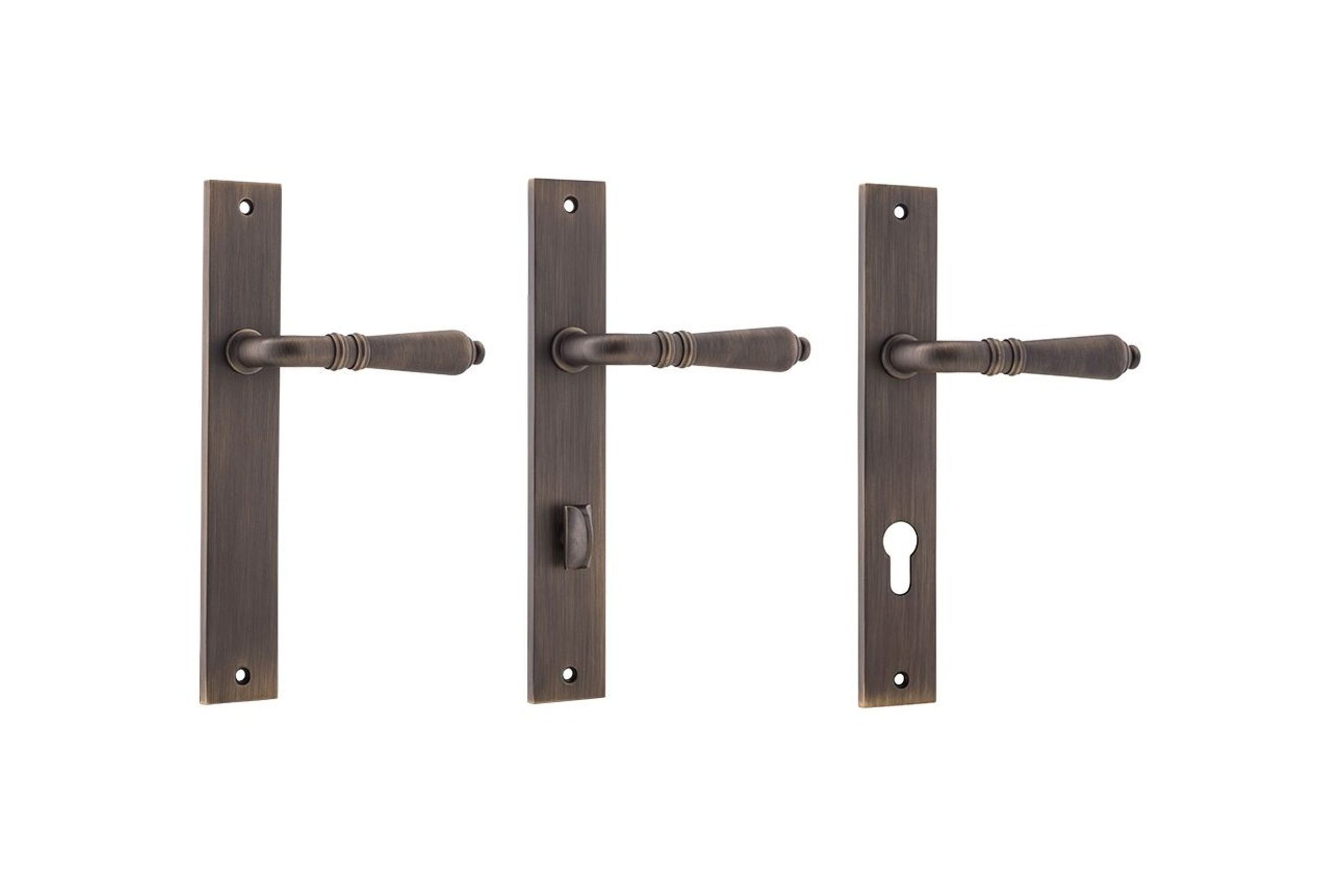 Iver Sarlat Lever Door Handle on Rectangular Backplate