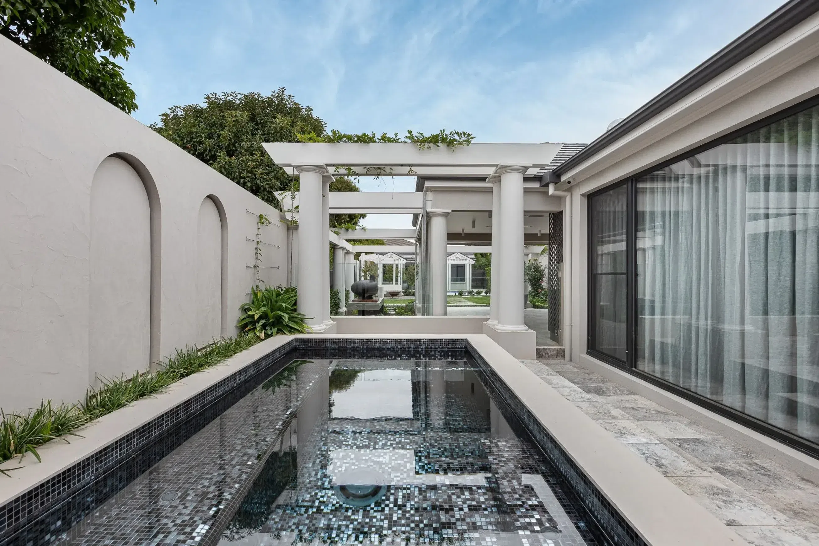 Tundra Grey Tumbled Limestone Tiles