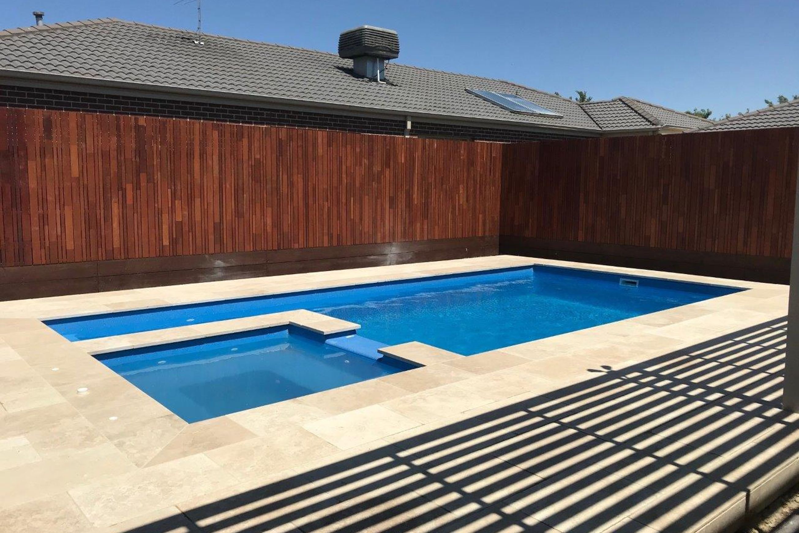 Tuscan Travertine Pool Coping