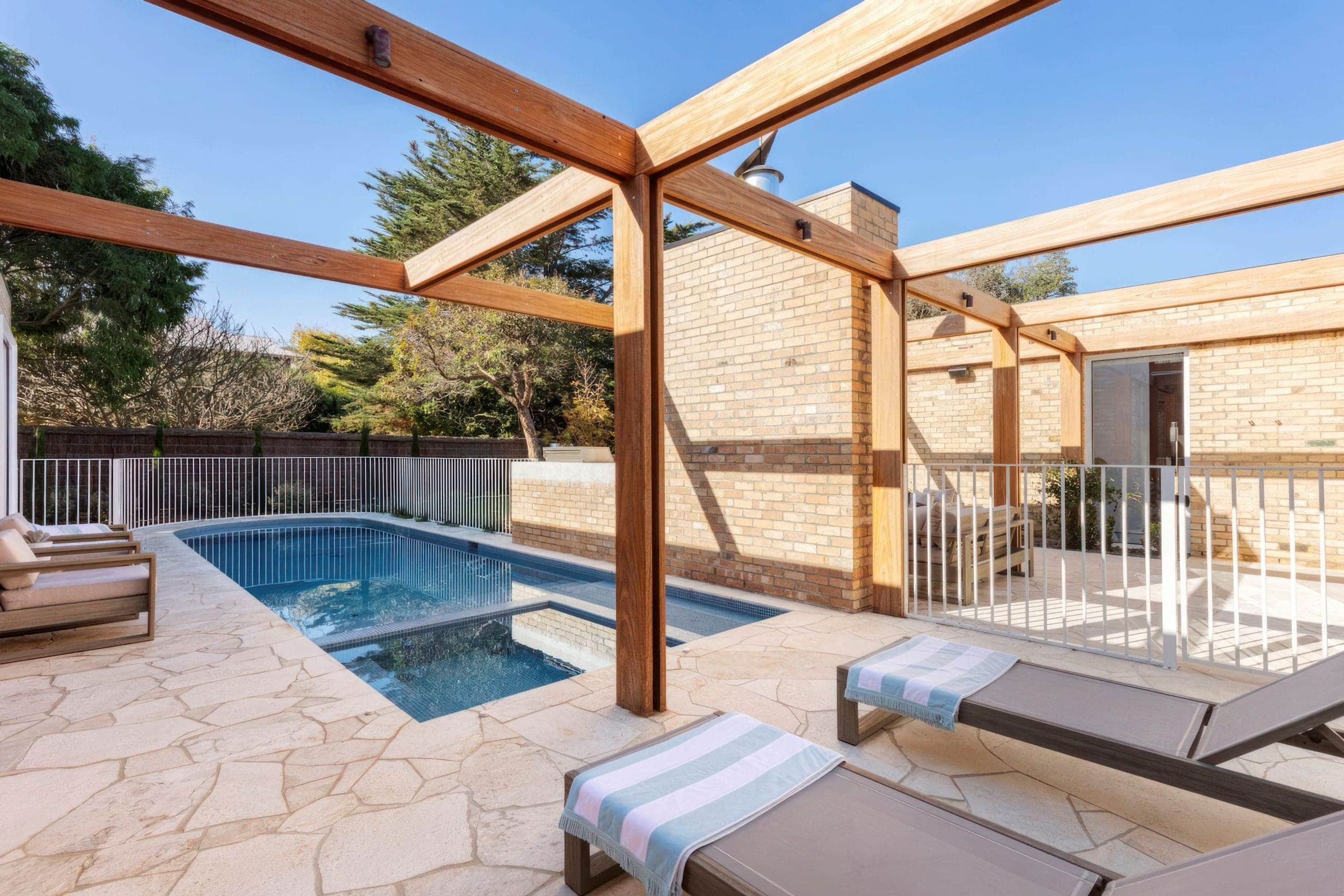 Tuscan Travertine Crazy Paving