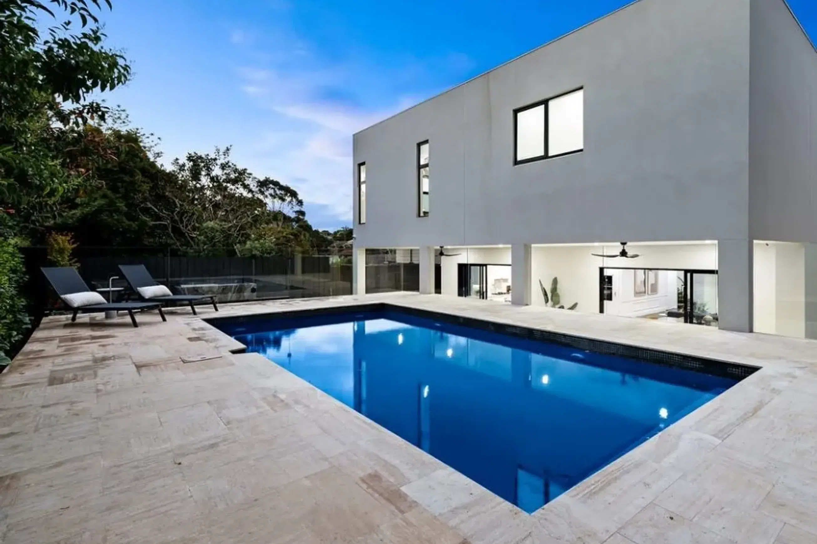 Tuscan Raw Travertine Tiles