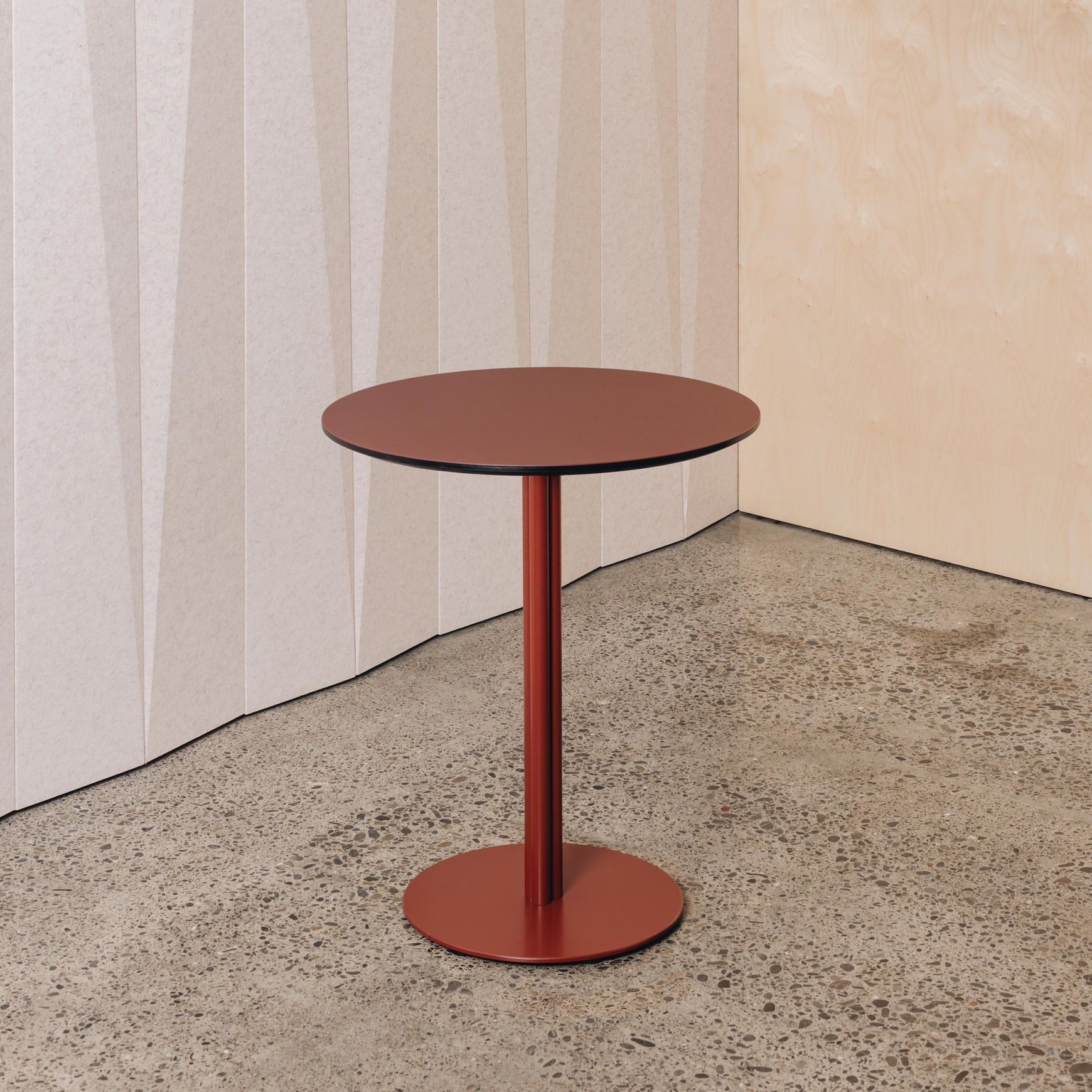 Bouquet 03 Cafe Table Pedestal Base