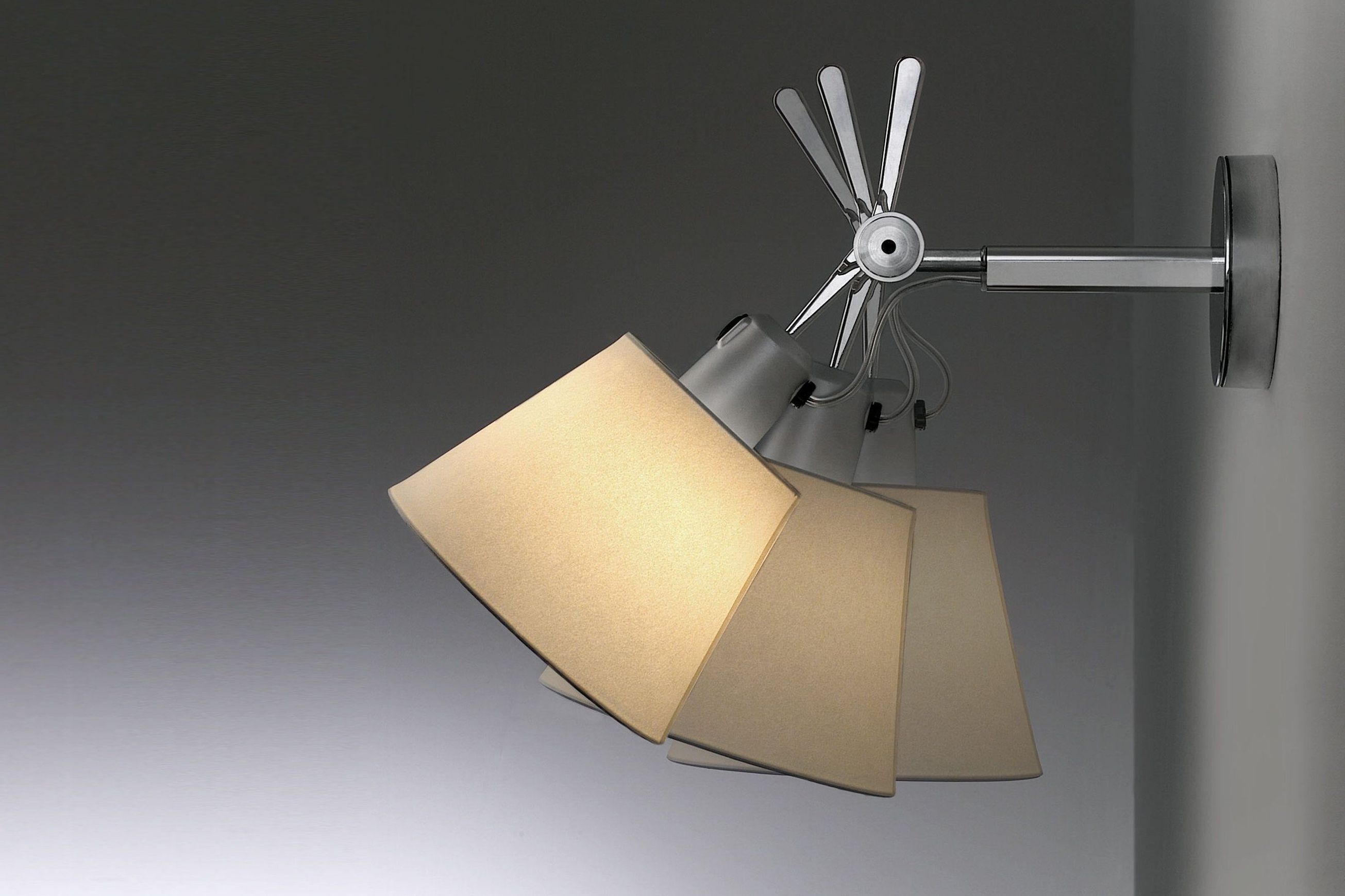 Tolomeo Parete Diffusore 18