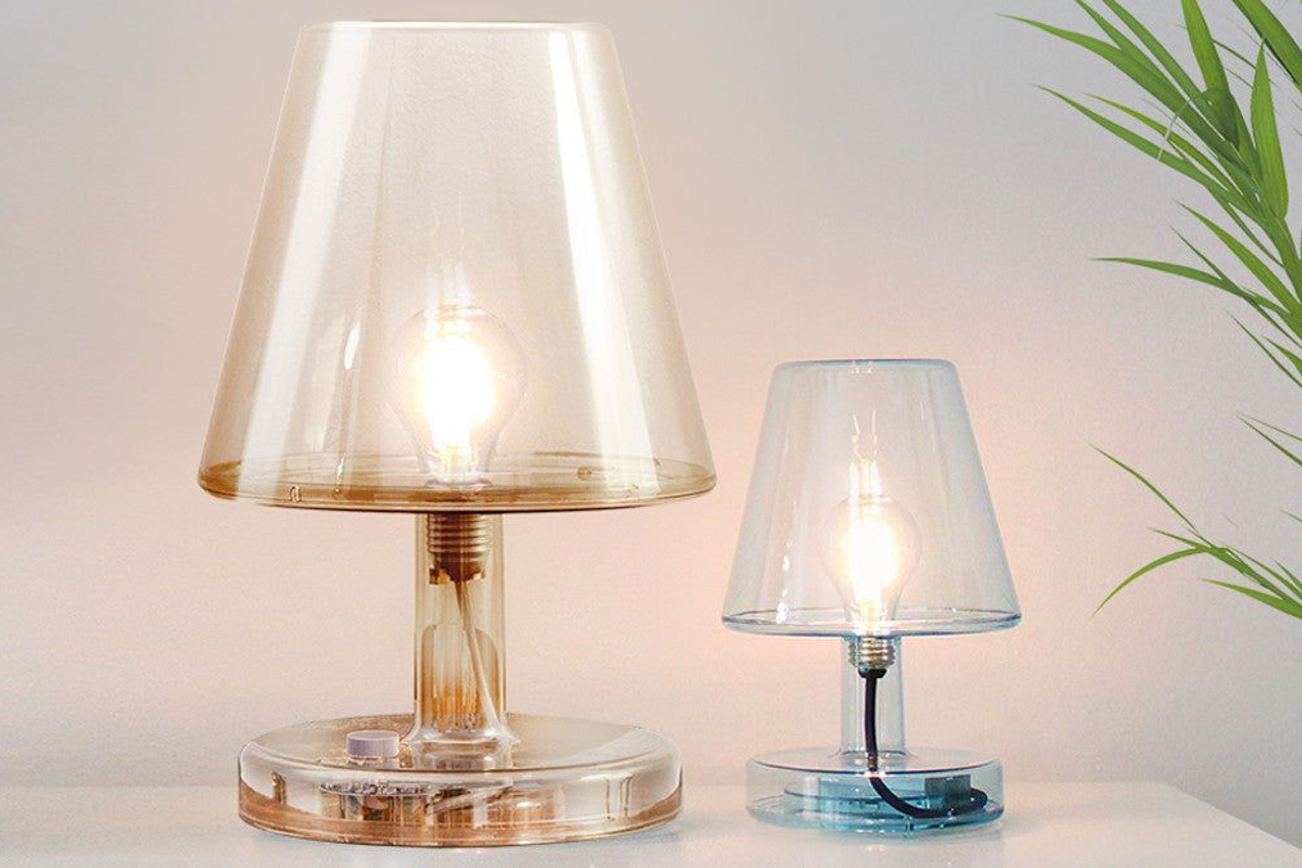 Trans-Parents Outdoor Lamp