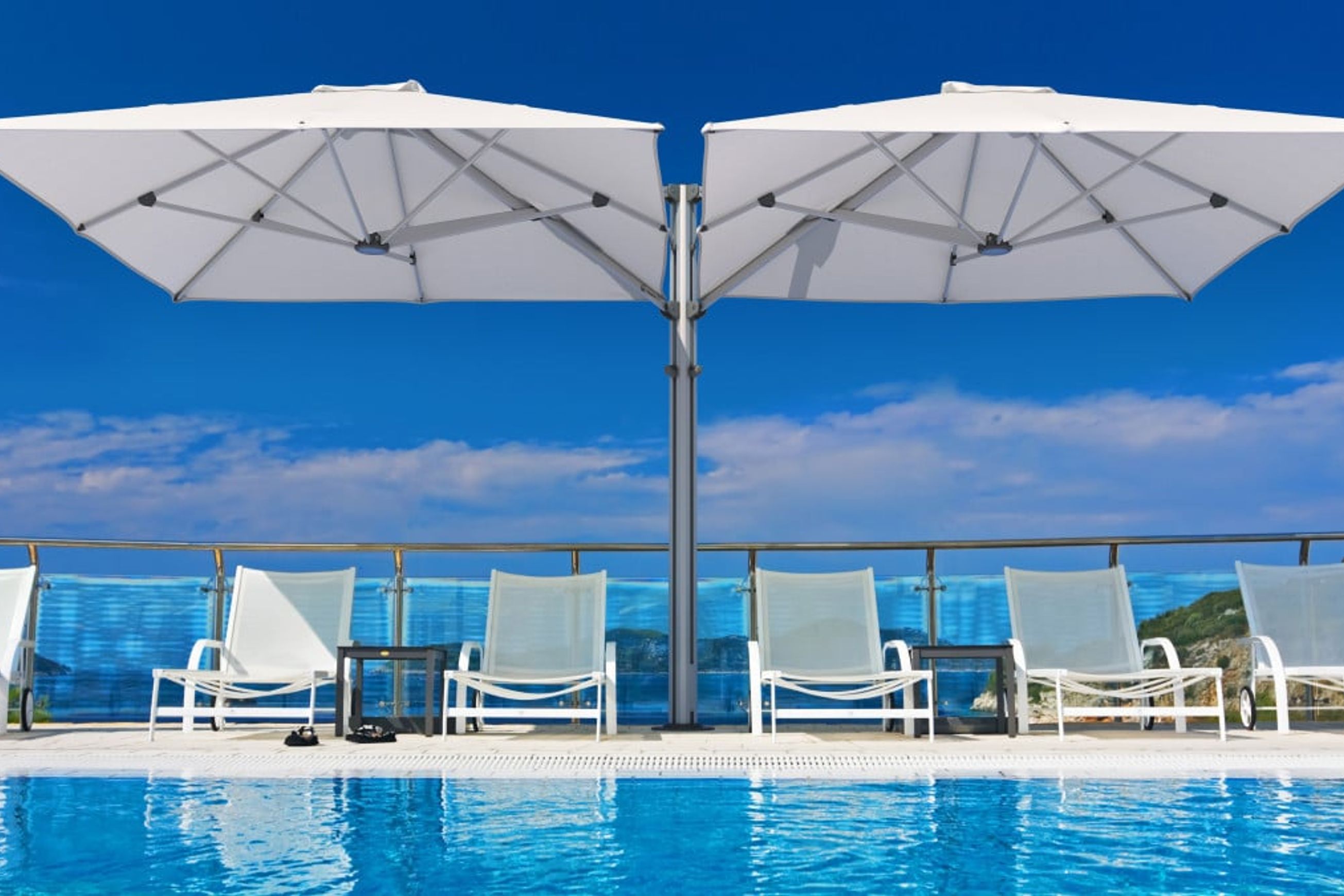 Shadowspec Unity Multi-Canopy Cantilever Umbrella