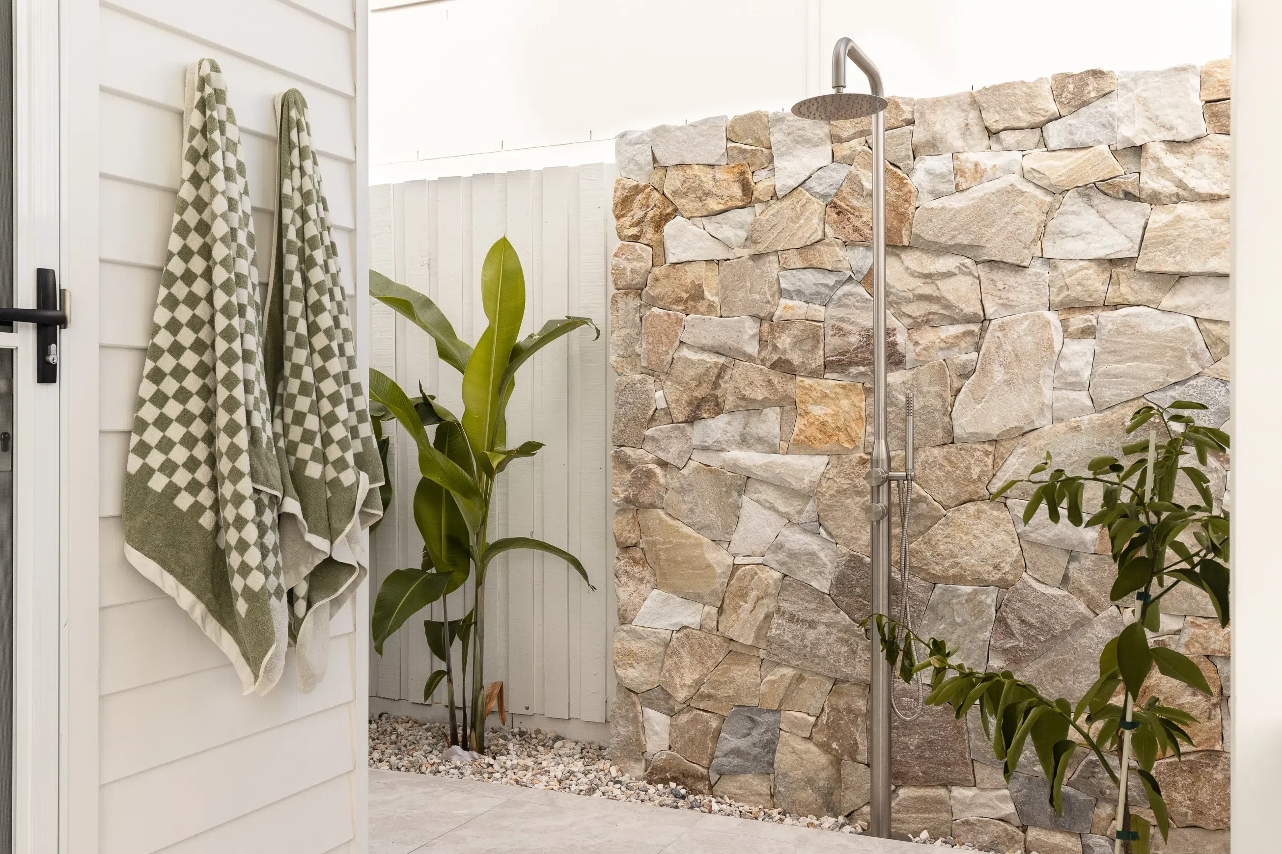 Sola Freestanding Outdoor Shower Set