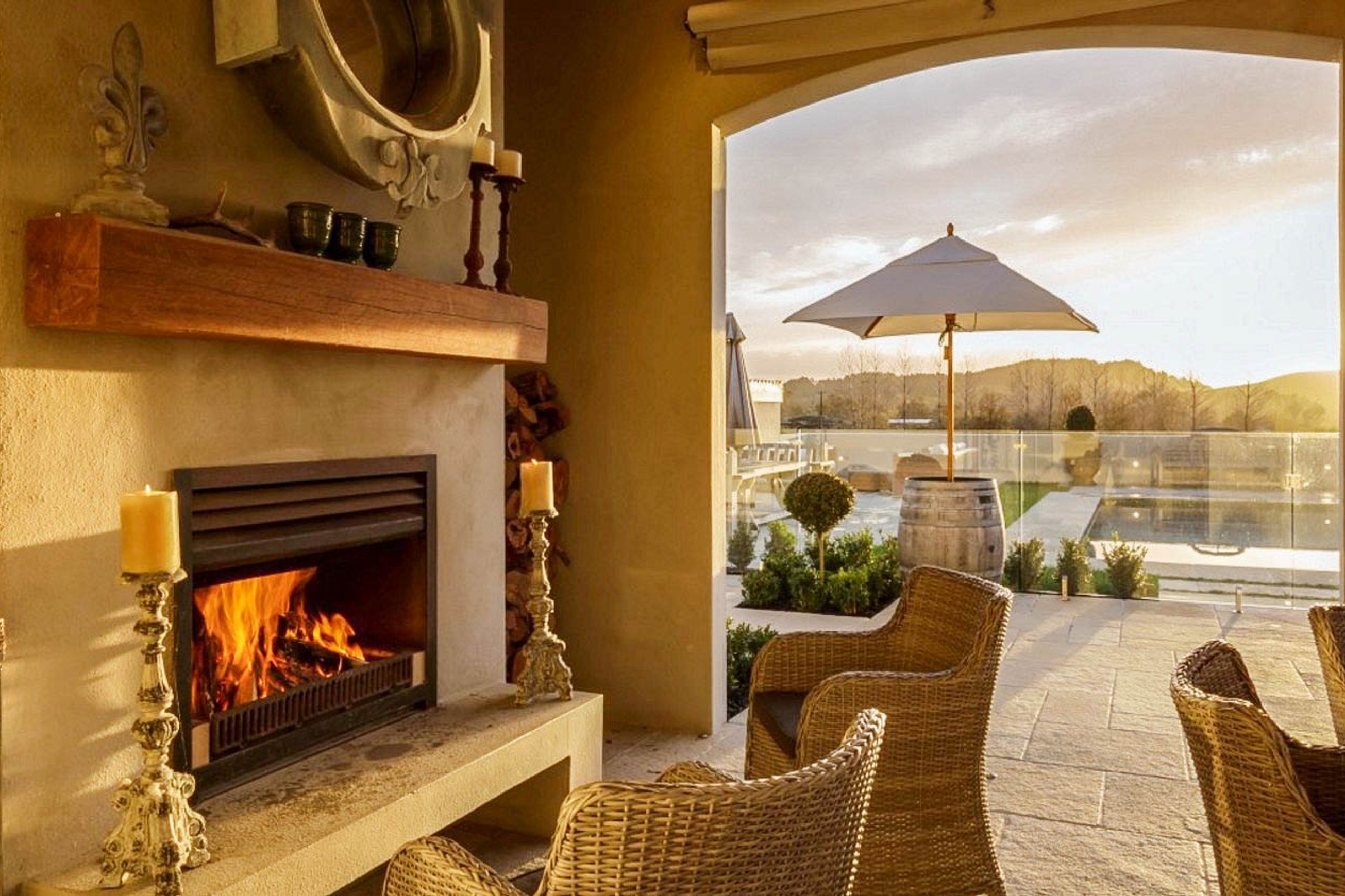 Warmington | Indoor Wood General Fireplace