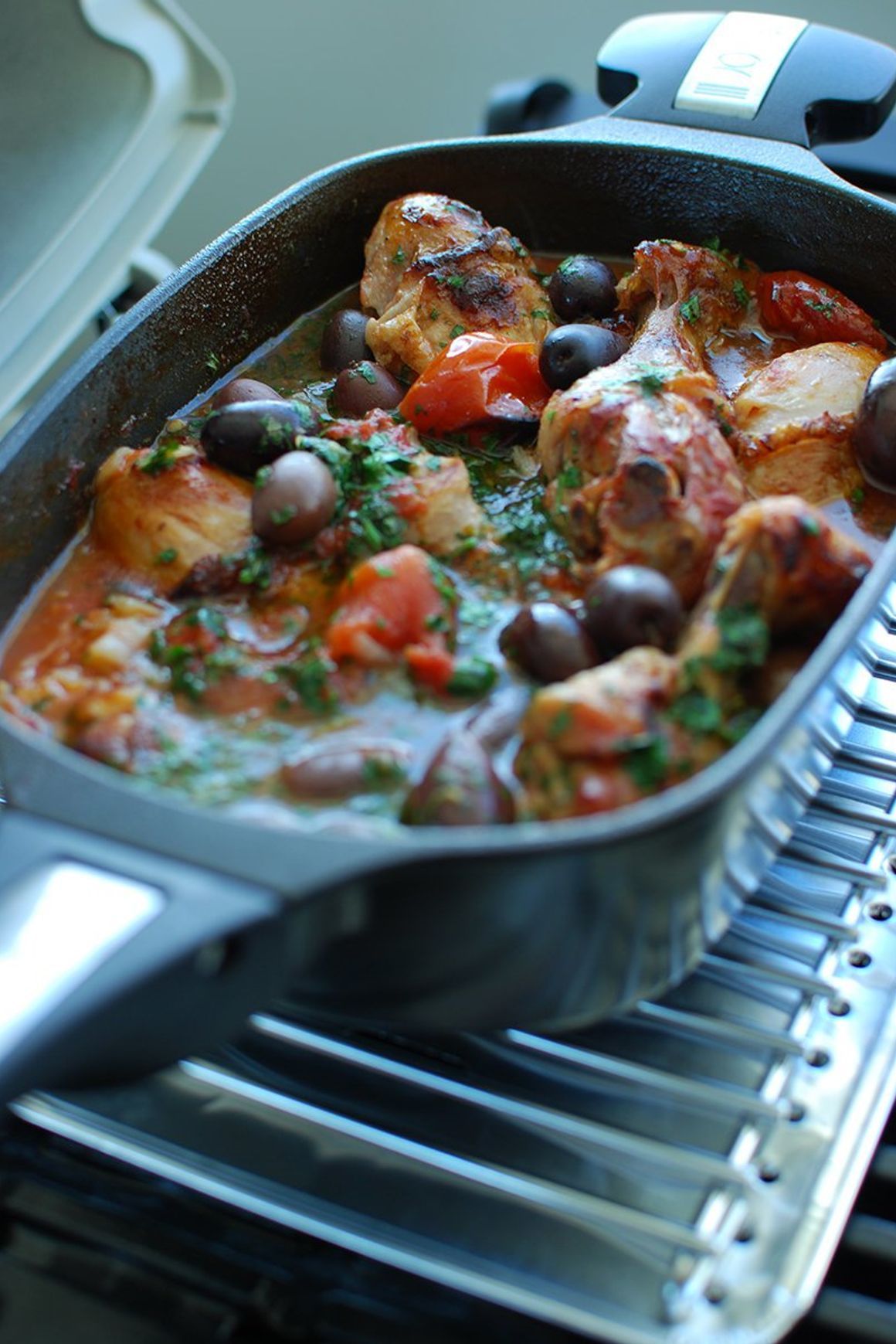Weber Q Ware Casserole Dish Small