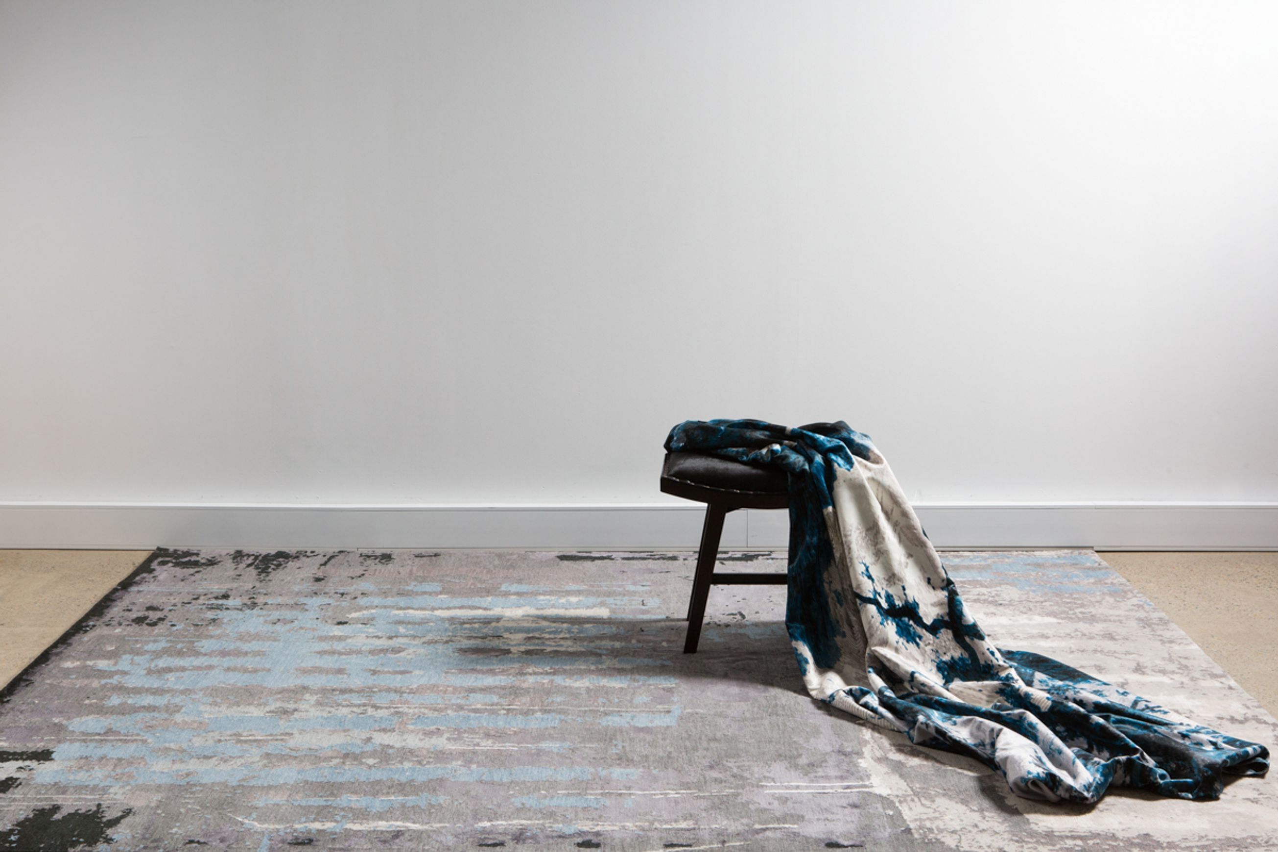 Lost in Transmission l Handknotted Rugs
