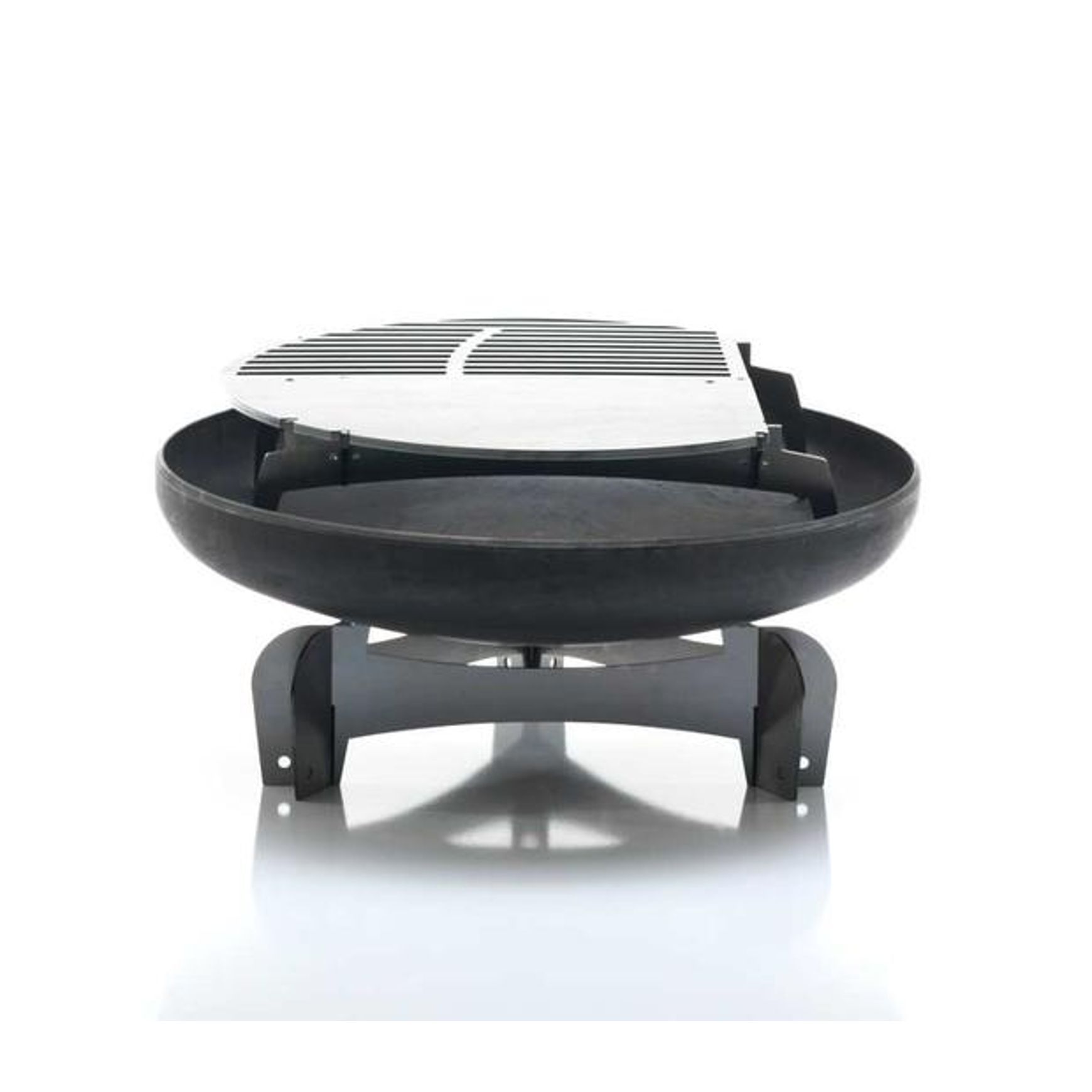 Yagoona Barramundi BBQ and Yabbi Fire Pit 65 & 80cm