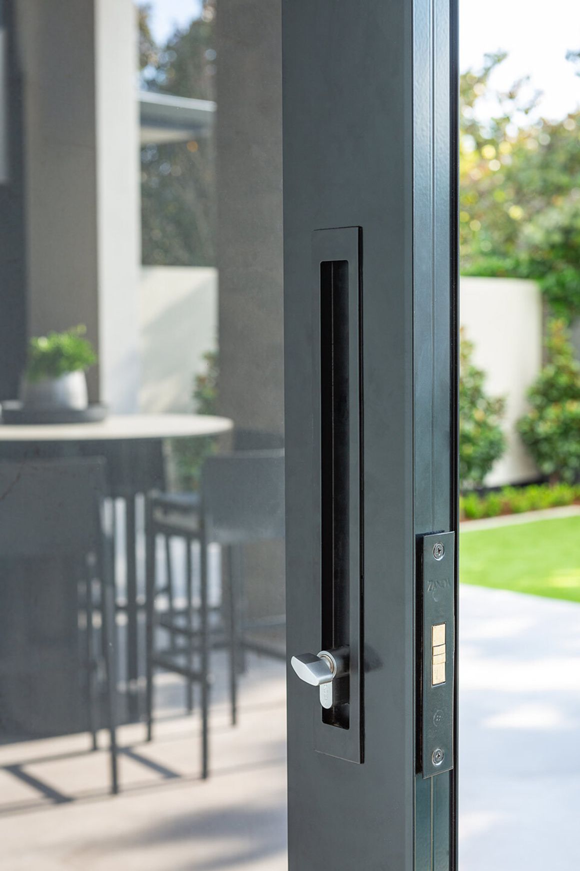 Zanda Verve Sliding Door Lock Kit