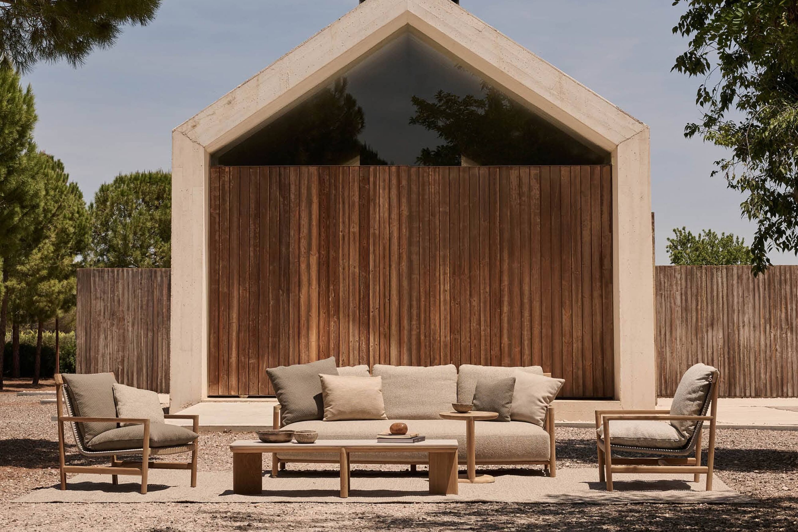 Amanu Sofa