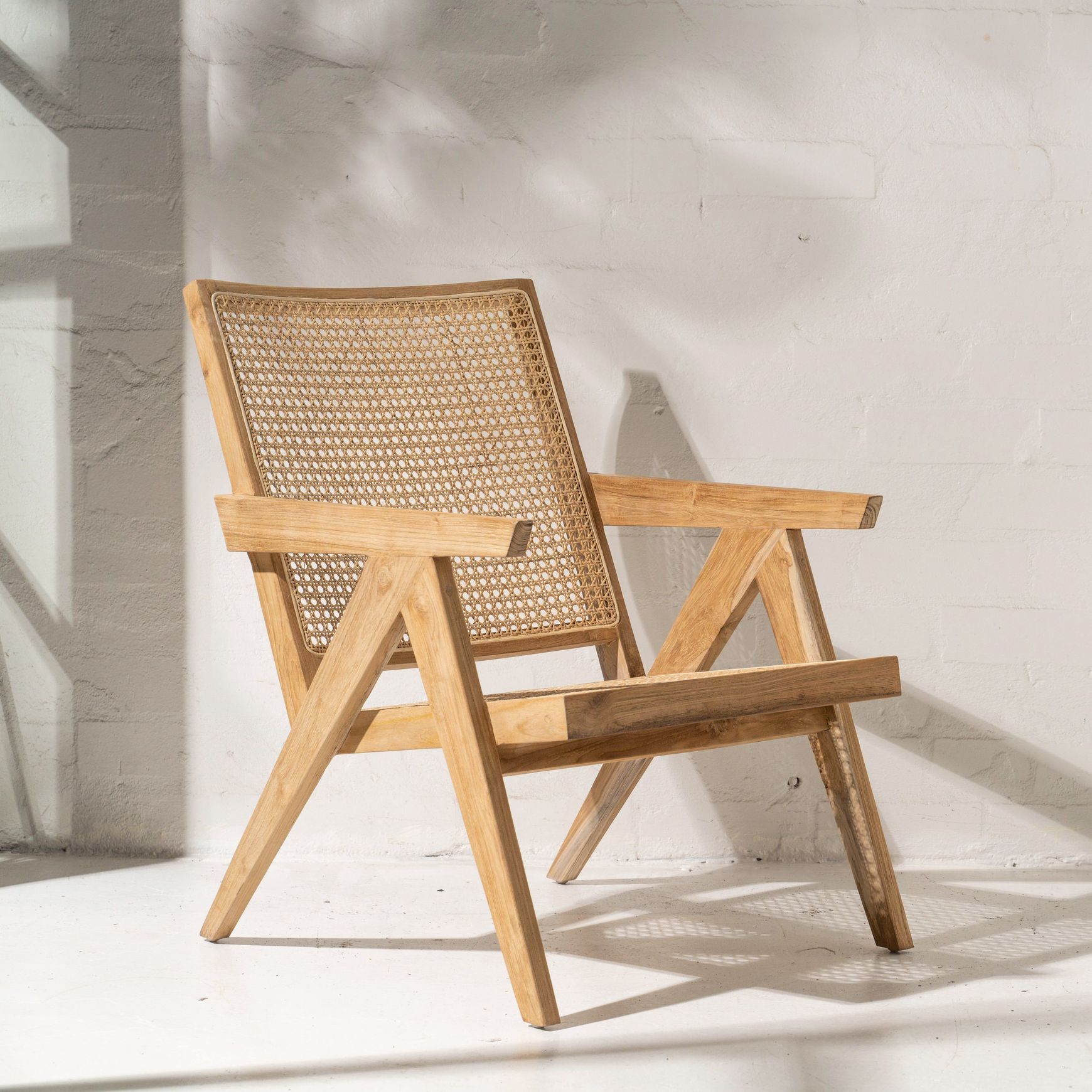 Amar Relaxed Rattan Armchair