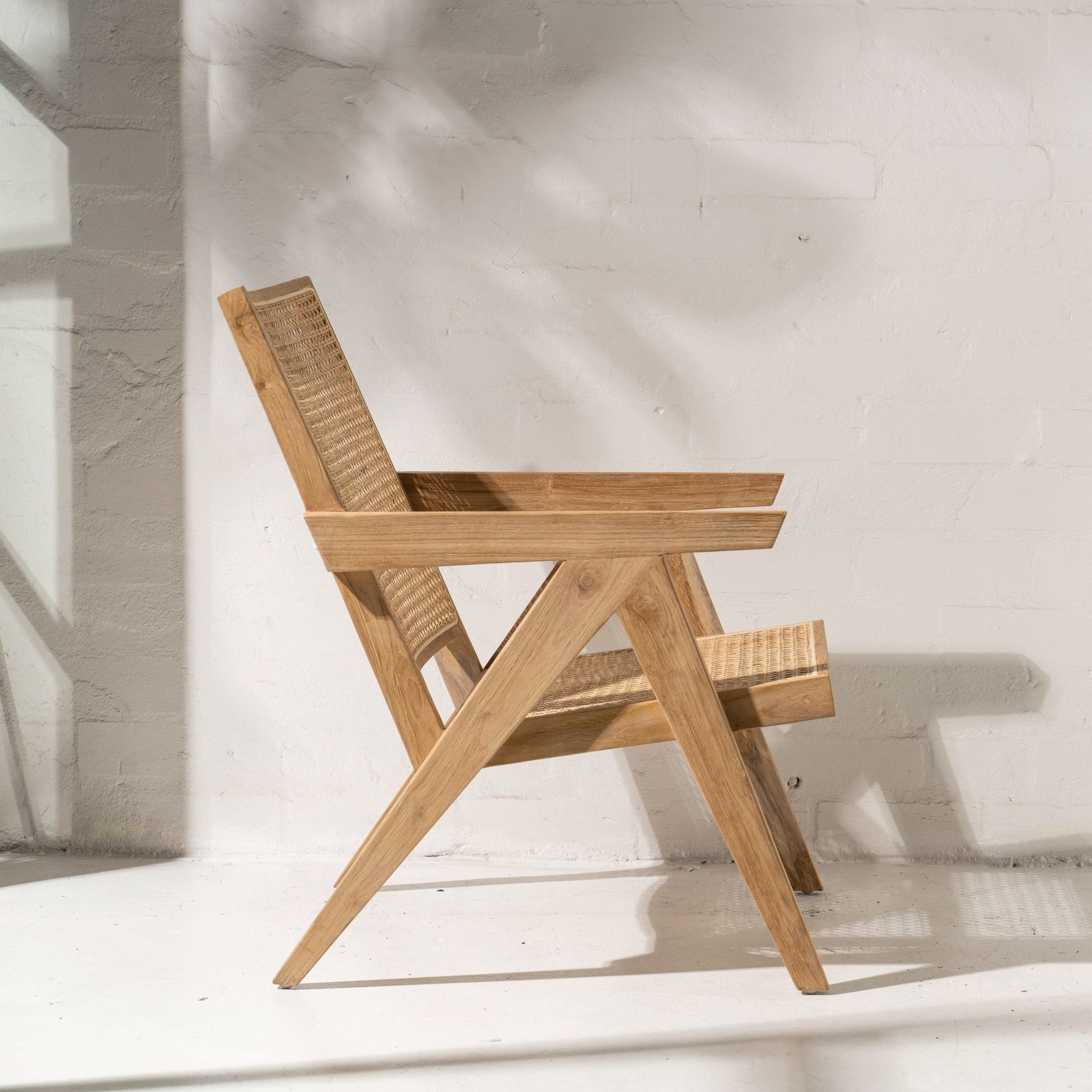 Amar Relaxed Rattan Armchair