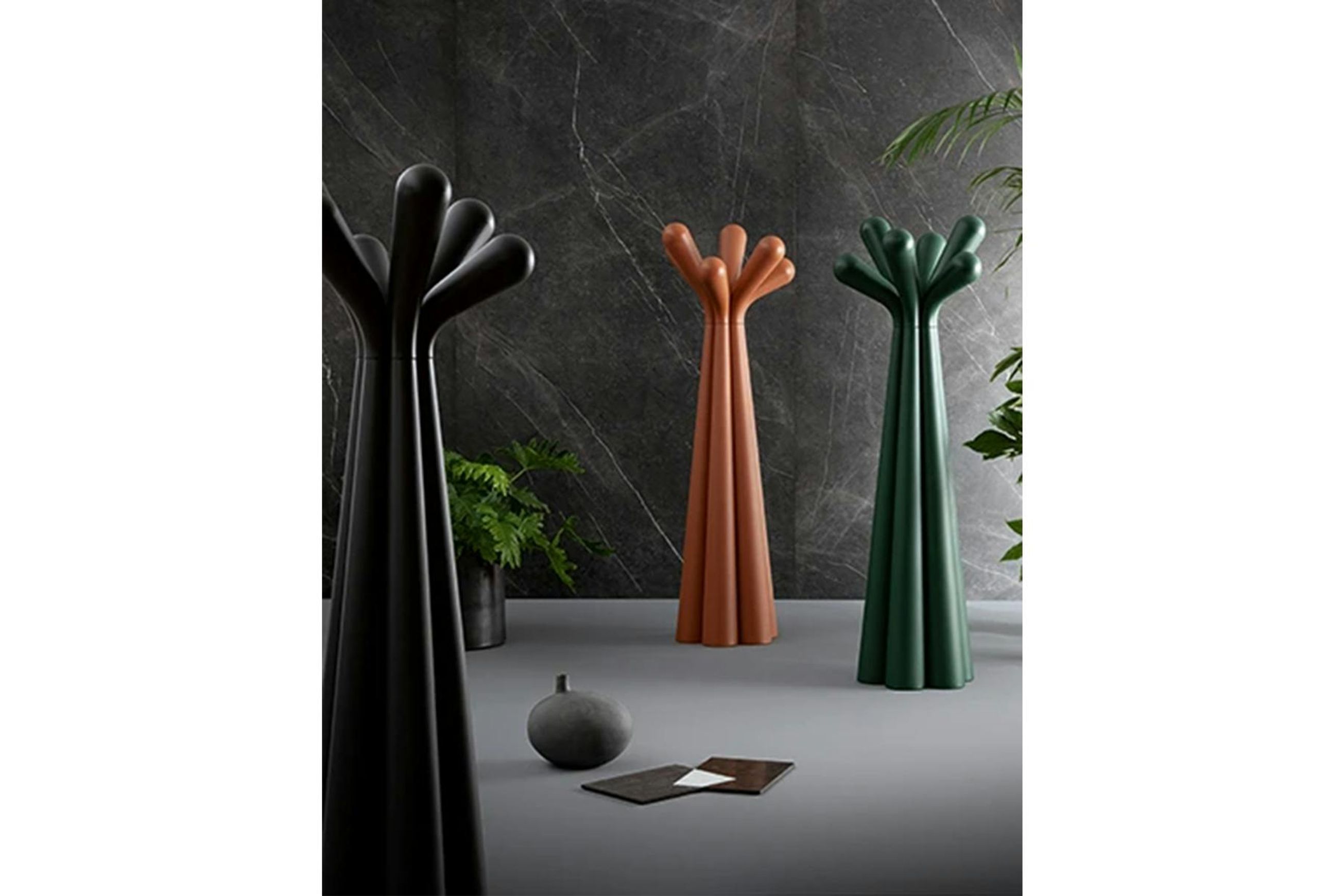 Anemone Valet Stand