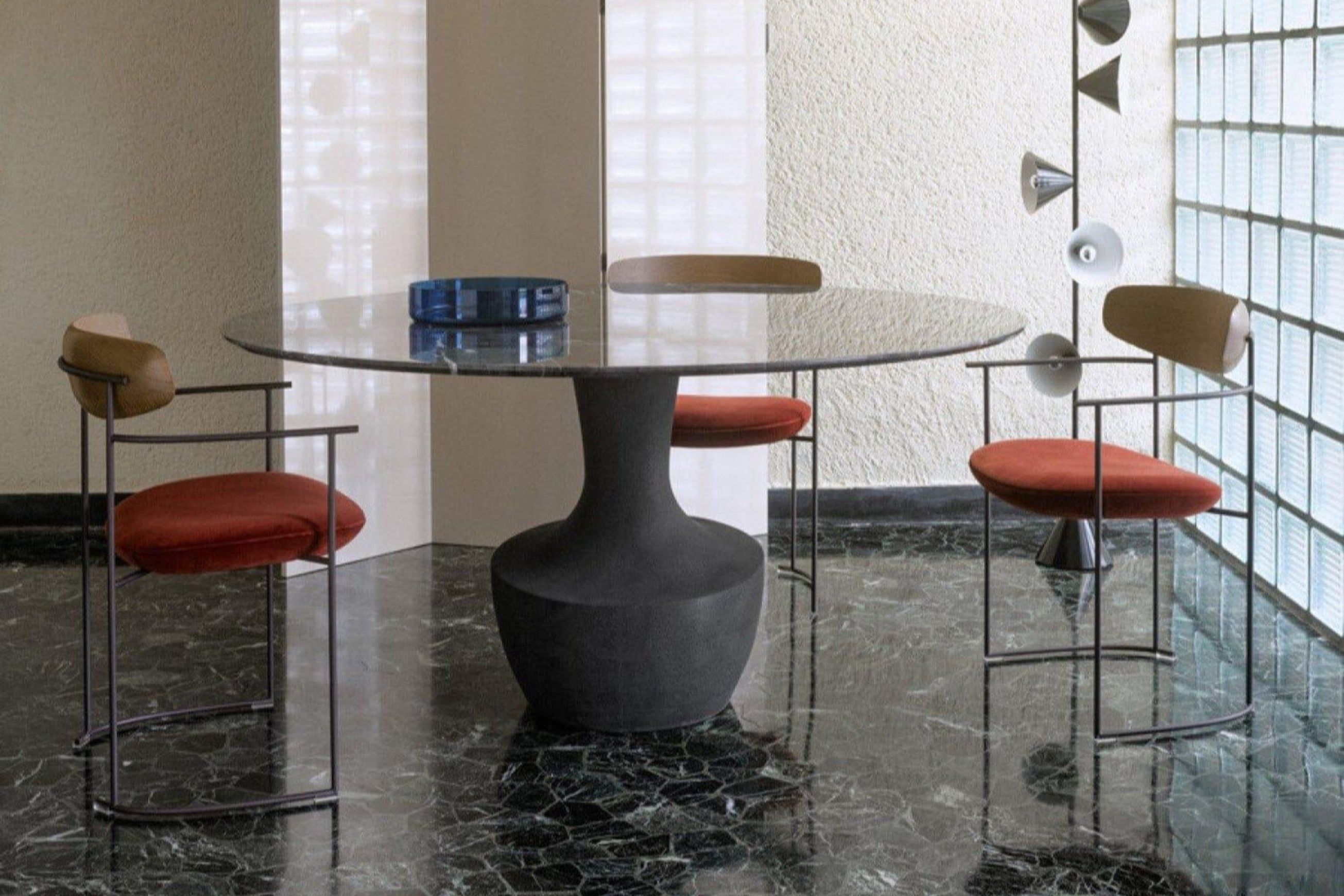 Anfora Marble Table