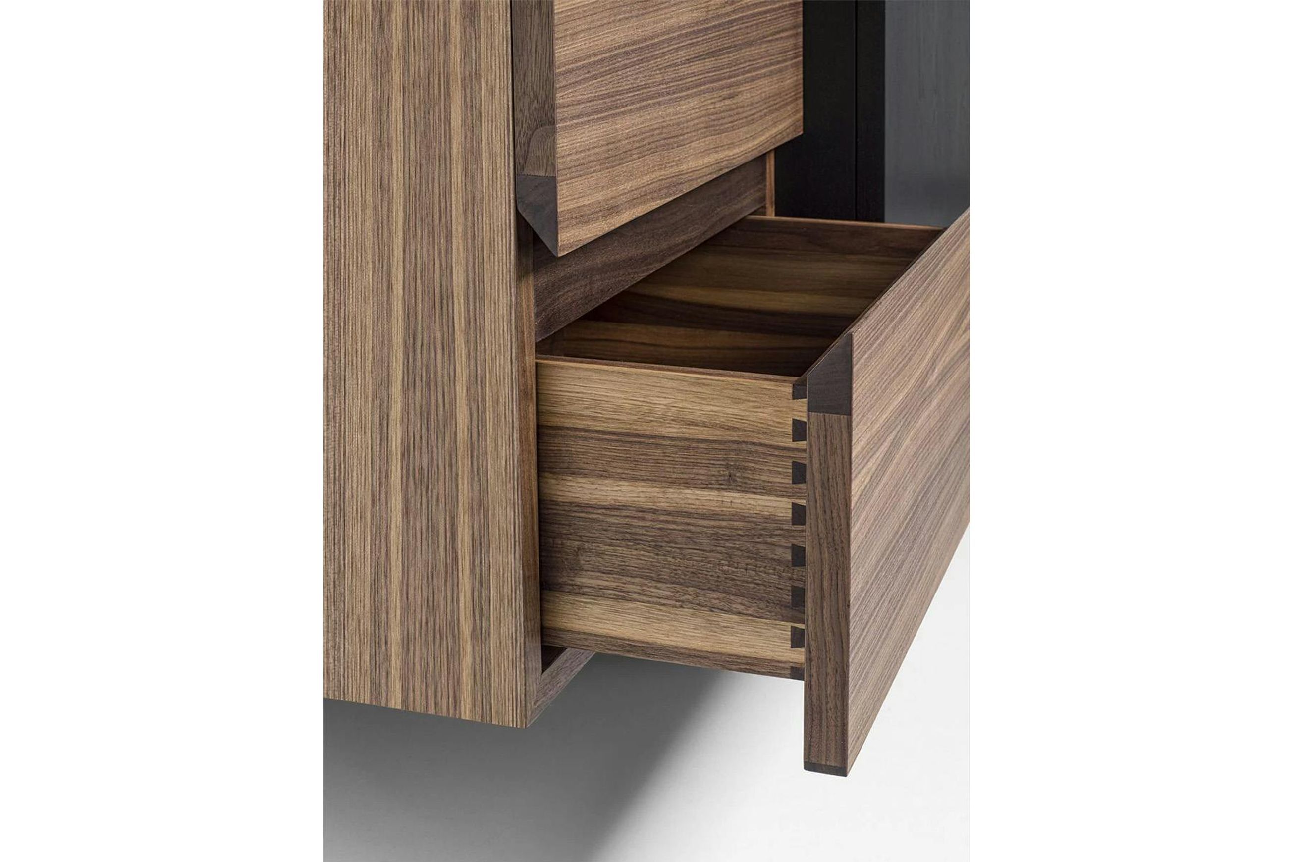 Aparadox Sideboard