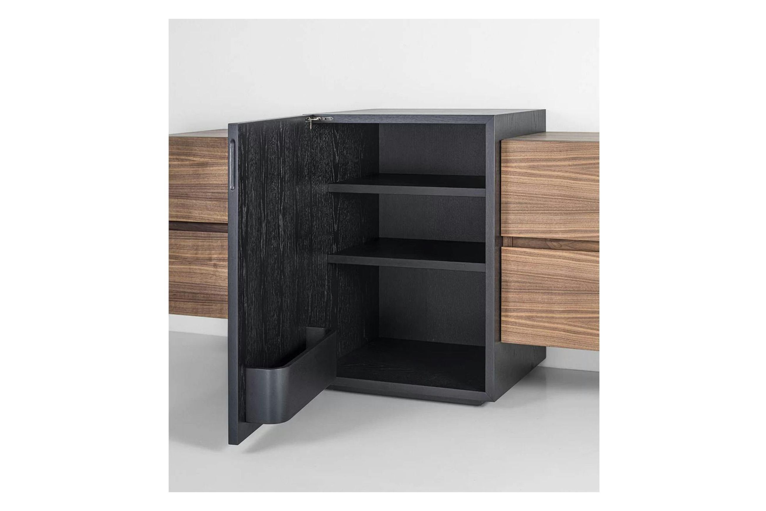 Aparadox Sideboard