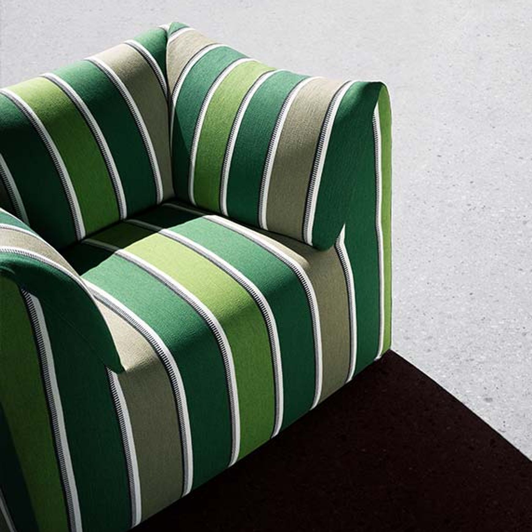B&B Italia Outdoor La Bambola Armchair
