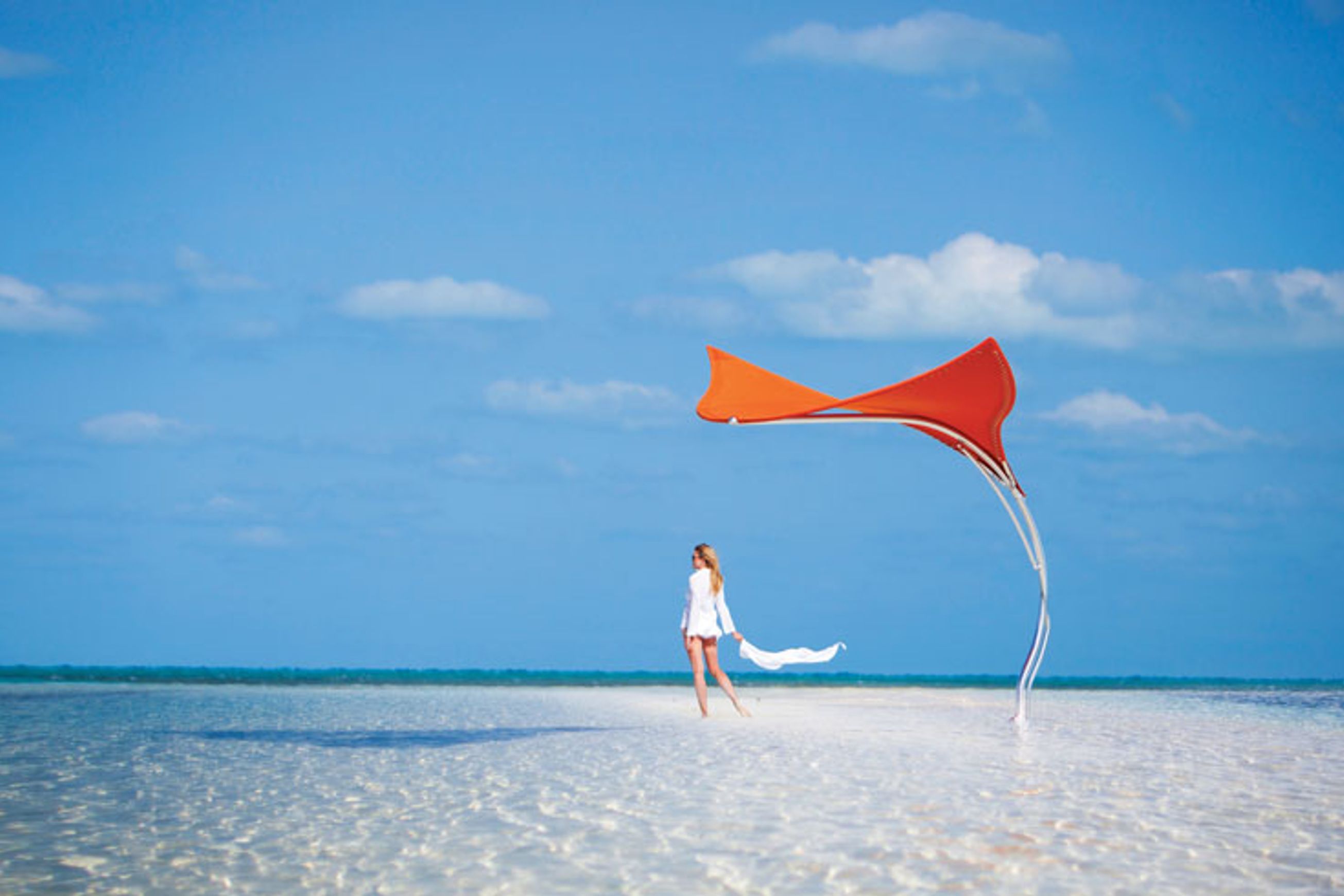Tuuci Stingray Shade Sculpture