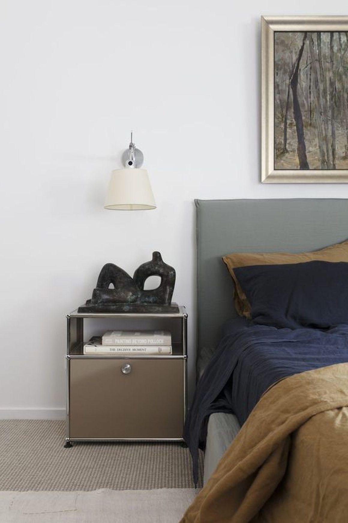 Haller Bedside