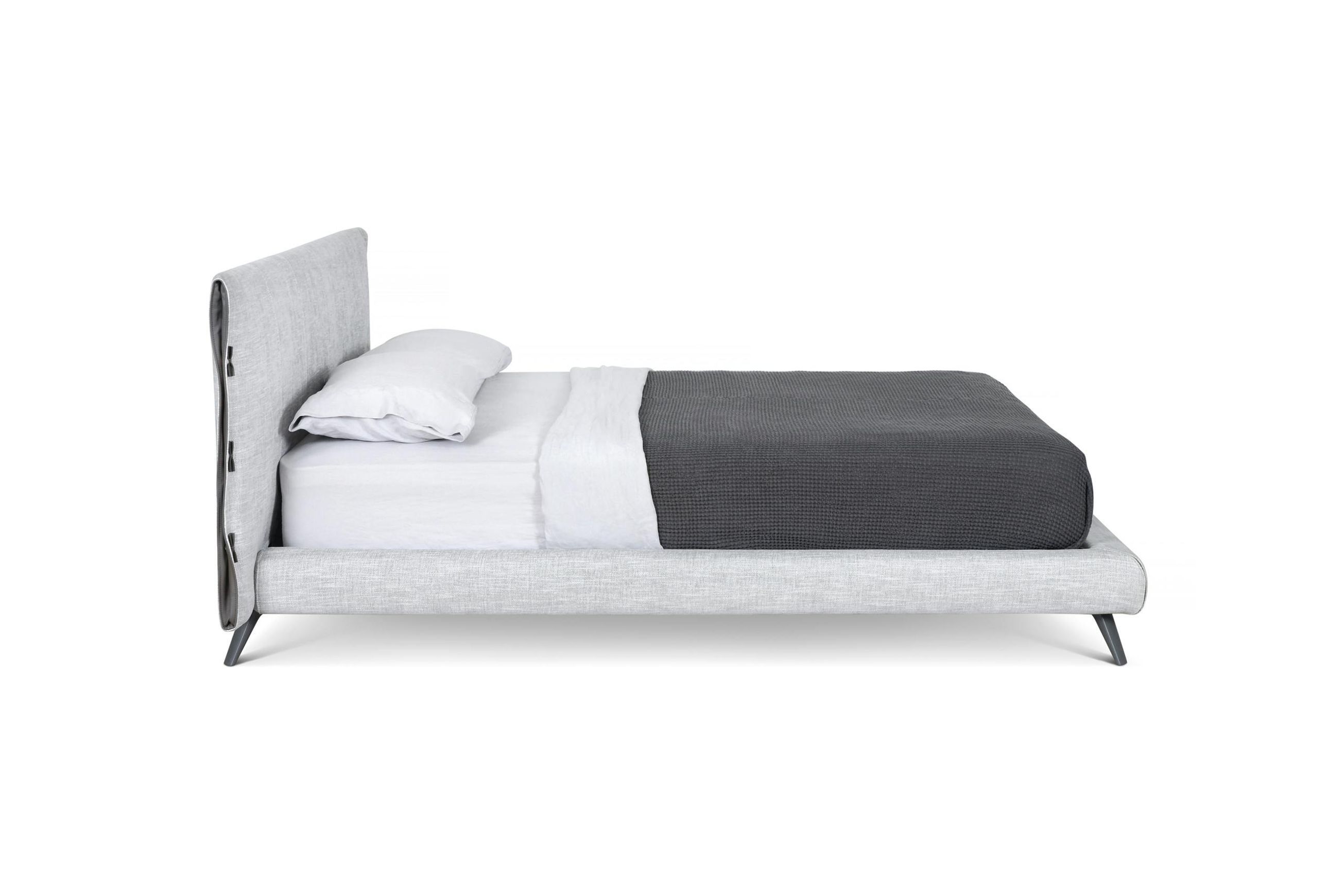 Cuff Bed
