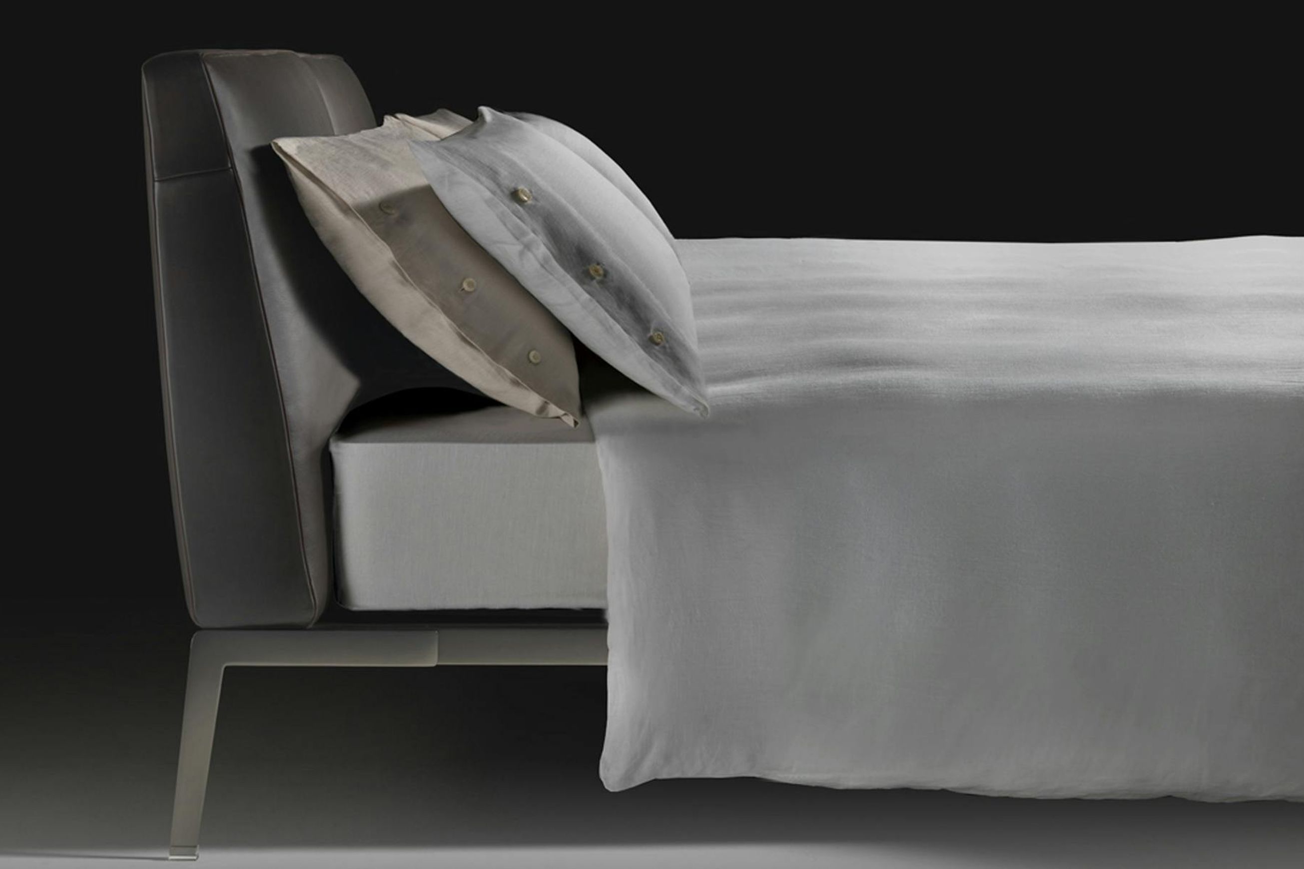 Lifesteel Bed By Flexform
